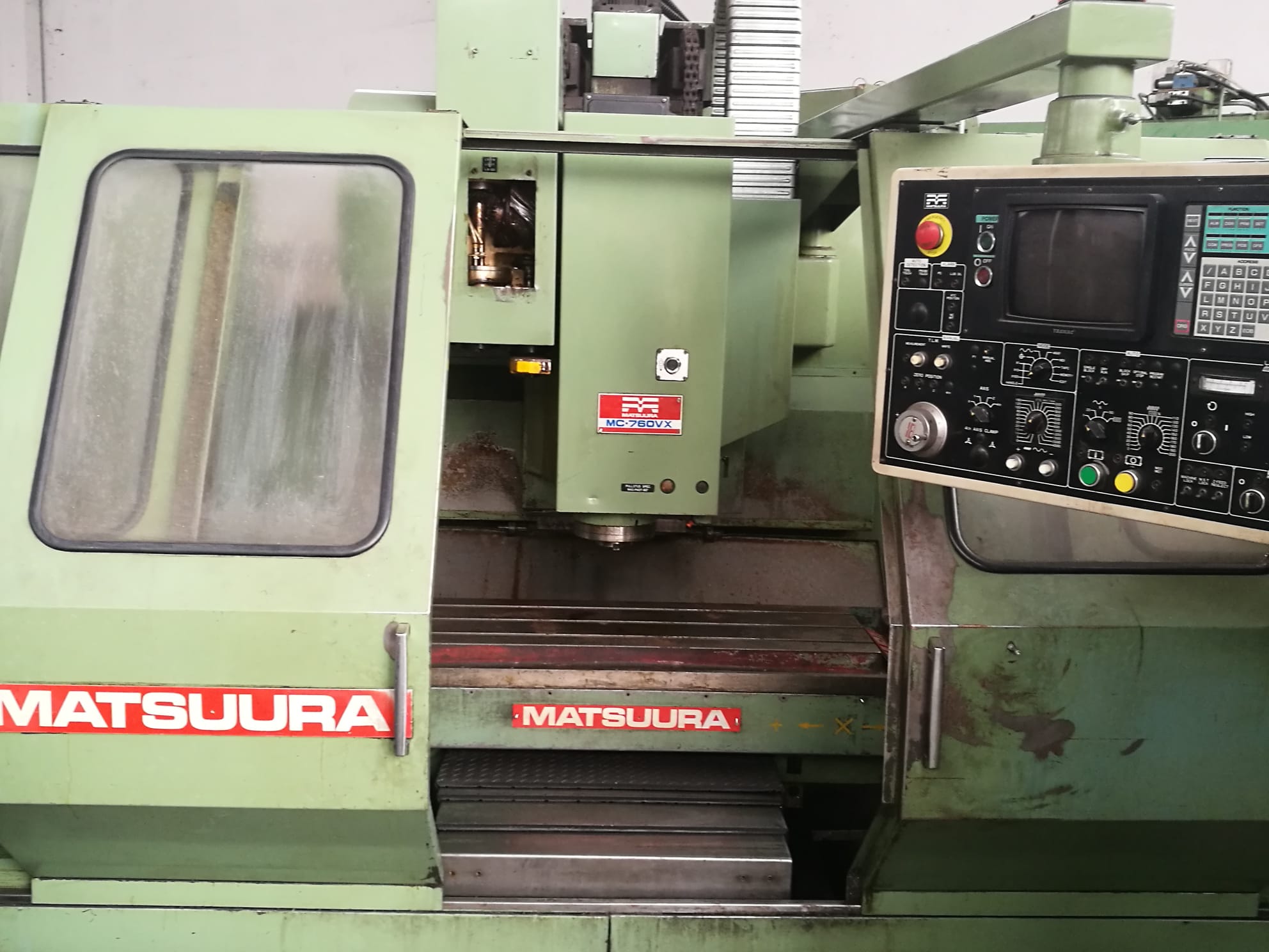 Centro di lavoro verticale Matsuura Mod MC-760 VX in vendita - foto 3