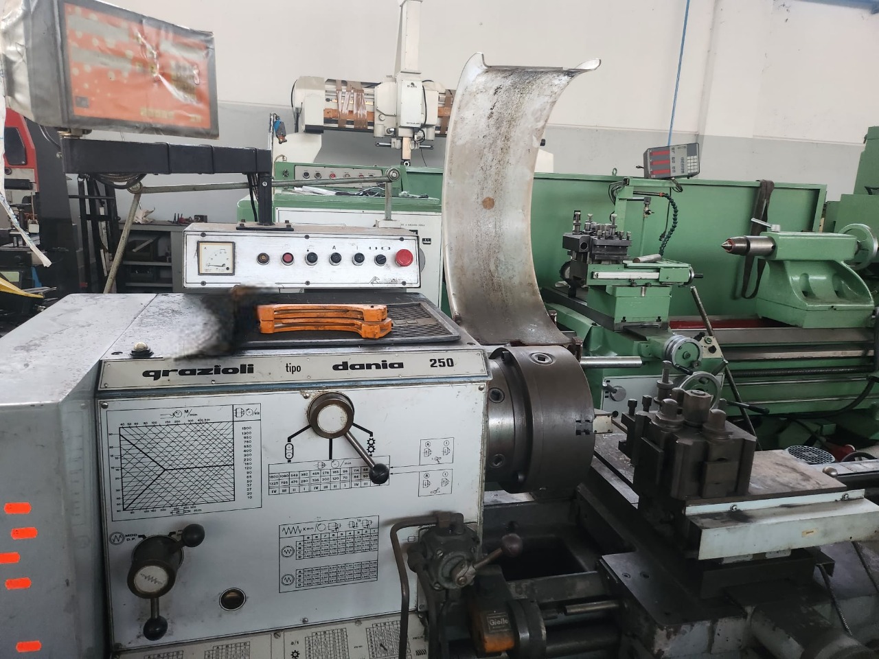 Tornio parallelo Grazioli Mod Dania 250 in vendita - foto 4