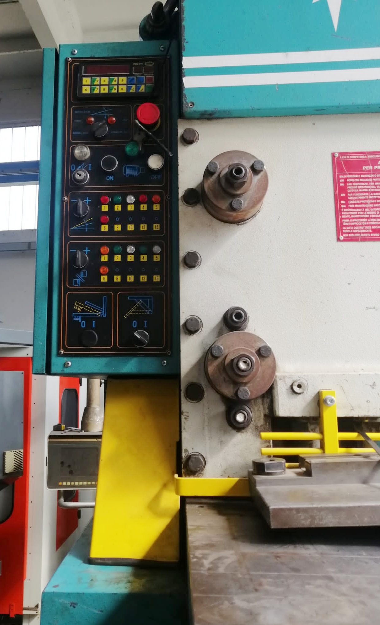 Cesoia lamiera VIMERCATI Mod 3000 x 6 in vendita - foto 3