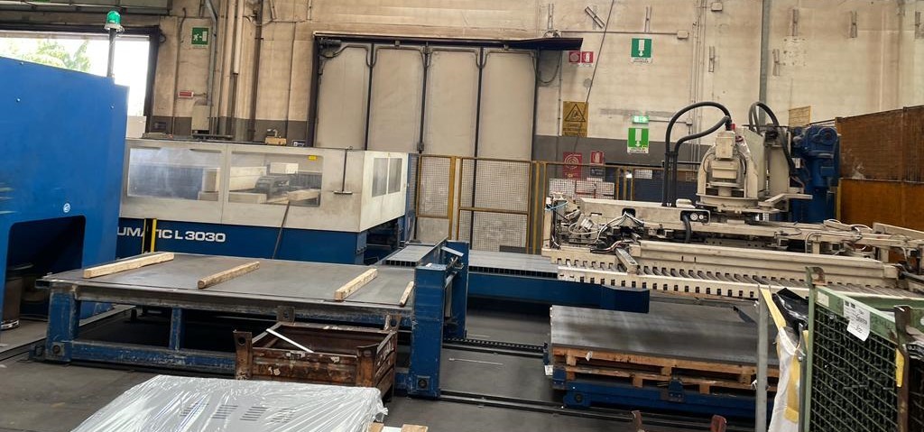 Taglio laser Trumpf Mod Trumatic l 3030 1,8 kw in vendita - foto 4