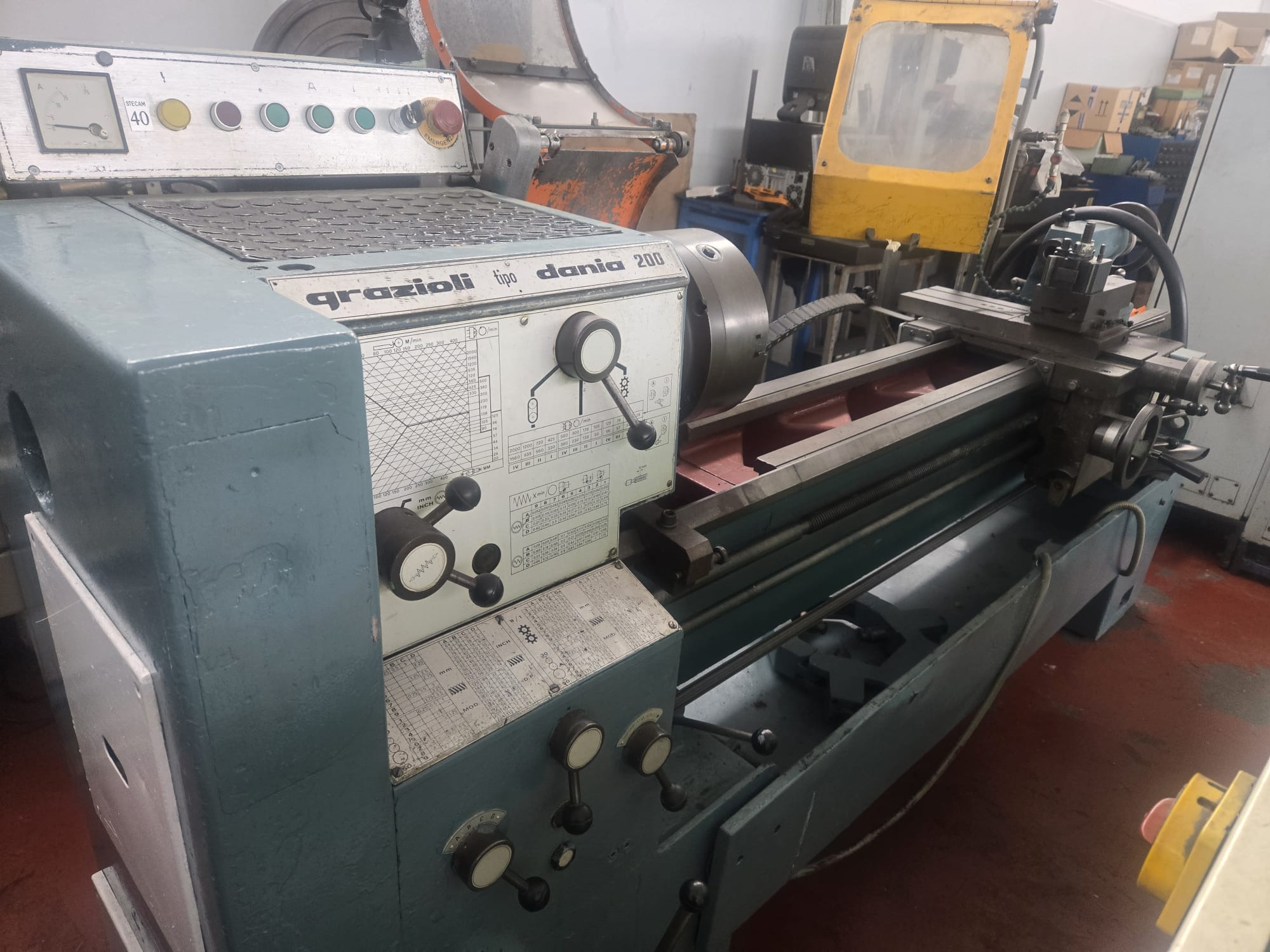 Torni per metallo in vendita