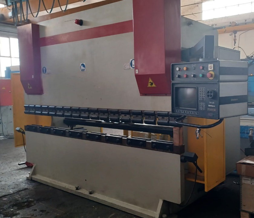 Piegatrice lamiera Imal Mod 3100 mm x 115 ton in vendita - foto 3