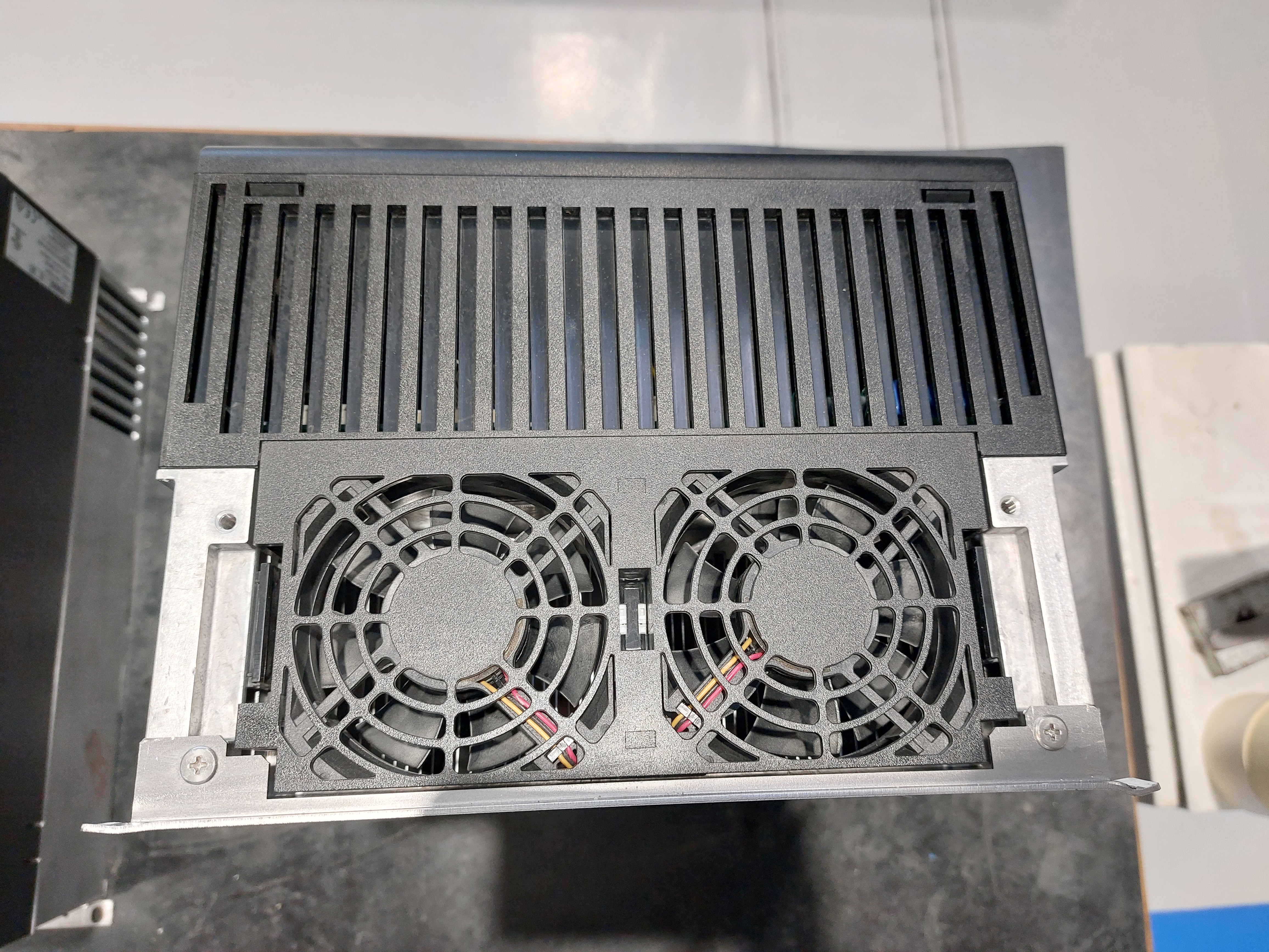 INVERTER HITACHI 15 kW USATO in vendita - foto 3