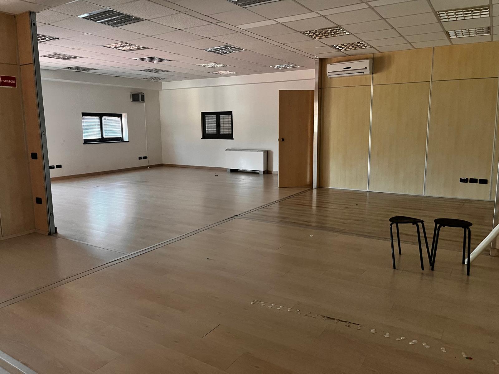 VENDO Capannone con uffici– S. Marco LUCCA in vendita - foto 9
