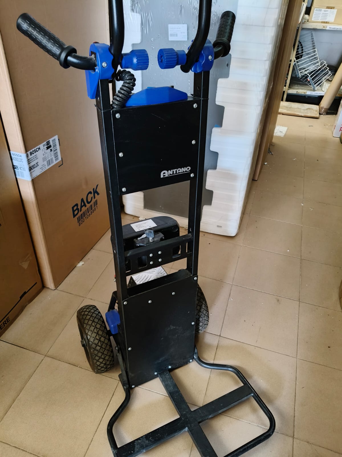 CARRELLO SALISCALE in vendita - foto 1