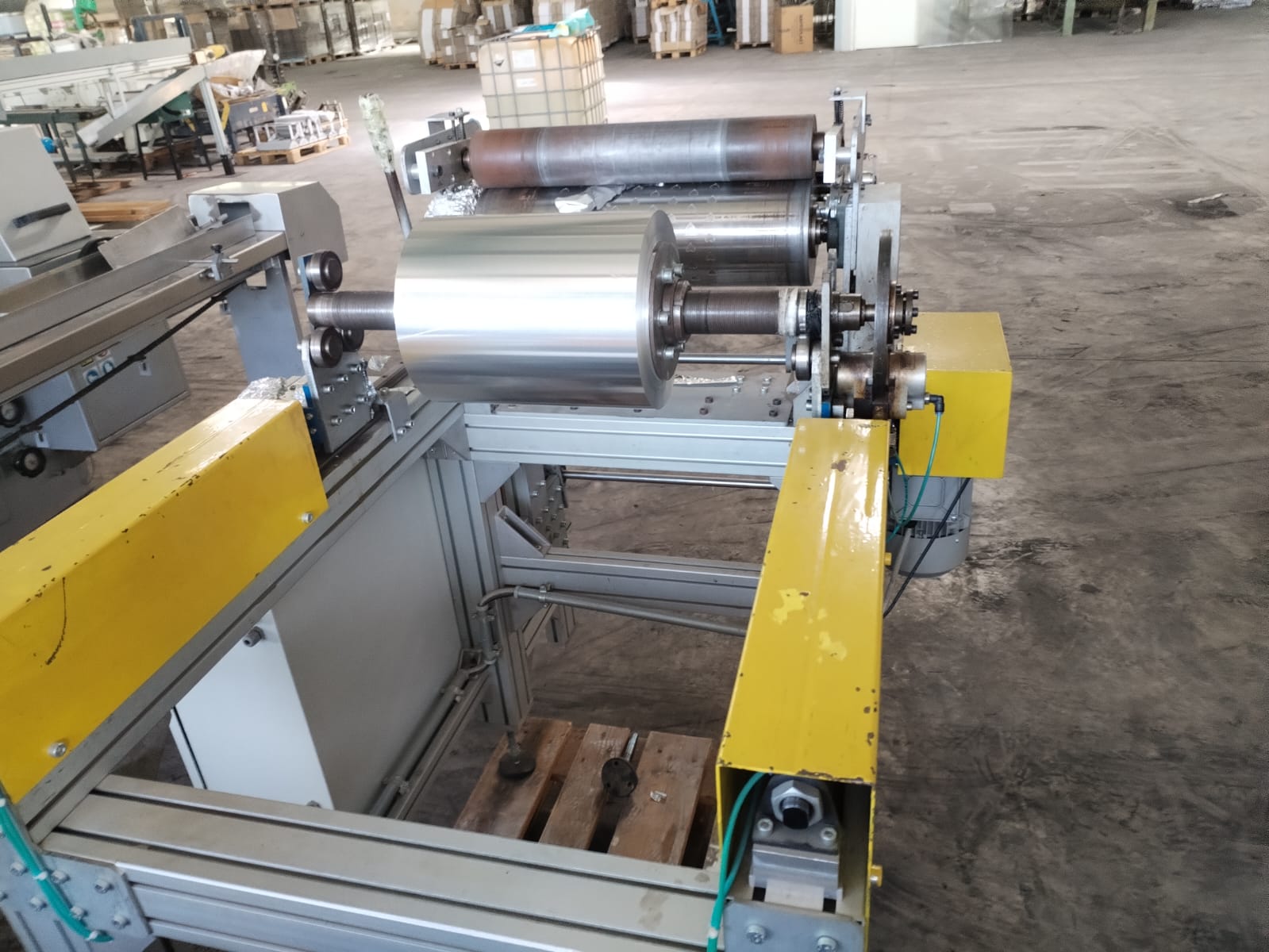 RIBOBINATRICE PER ROTOLI  in vendita - foto 2