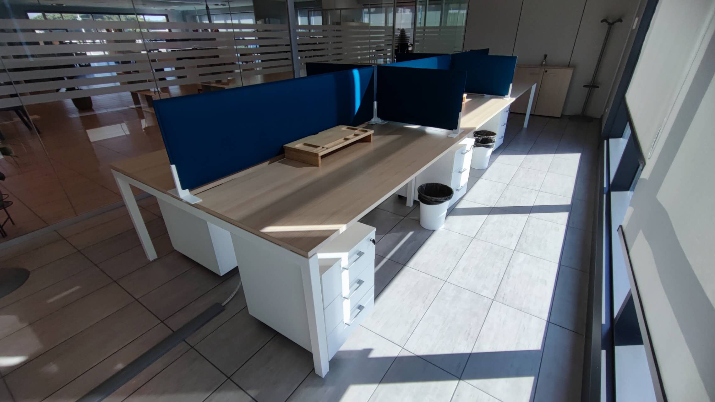 Bench 6 posti cm 540x166,5x74h piano in nobilitato in vendita - foto 3