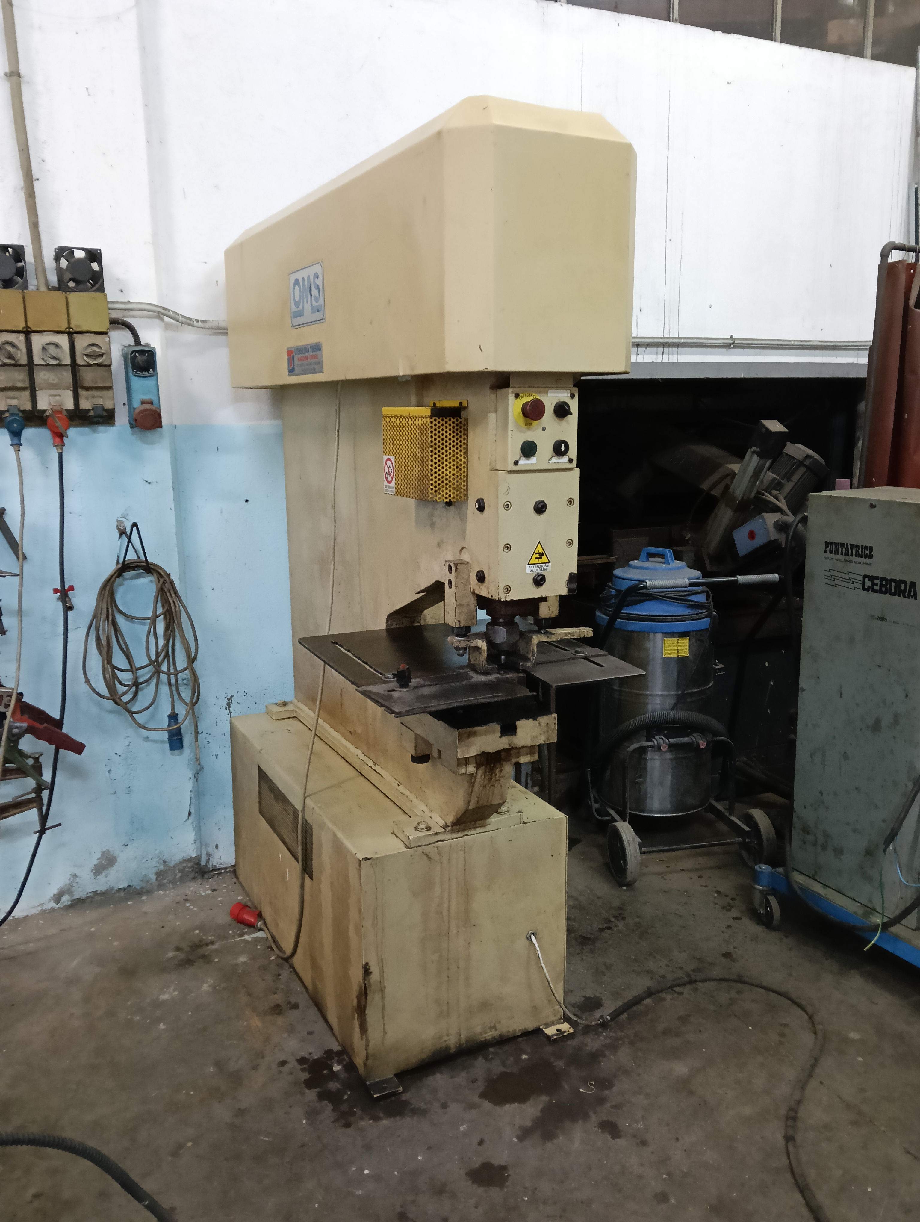 Punzonatrice OMS 80T in vendita - foto 1
