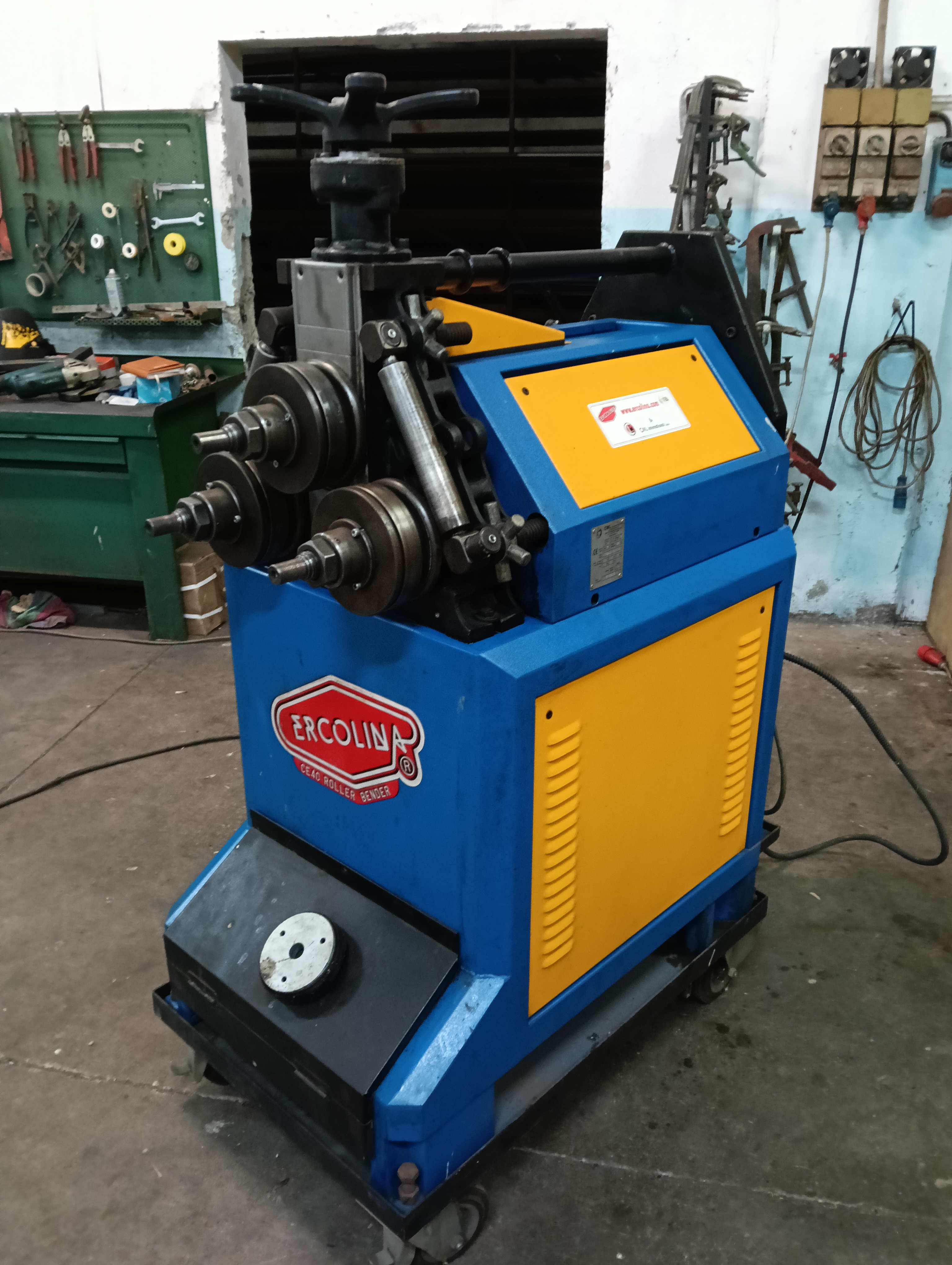 Calandre per metallo in vendita