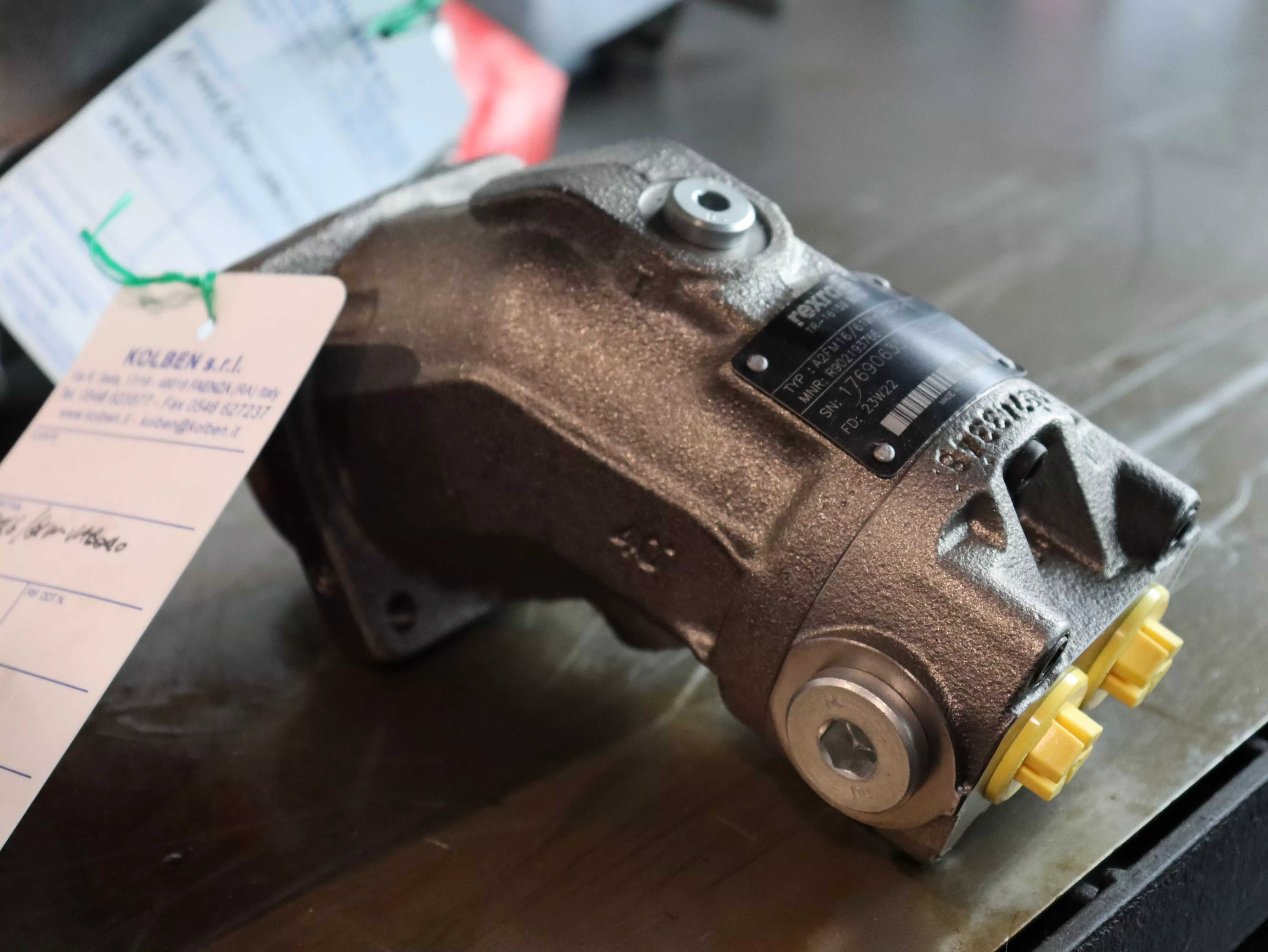 Motore oleodinamico Rexroth A2FM16/61W-VAB040 in vendita - foto 3