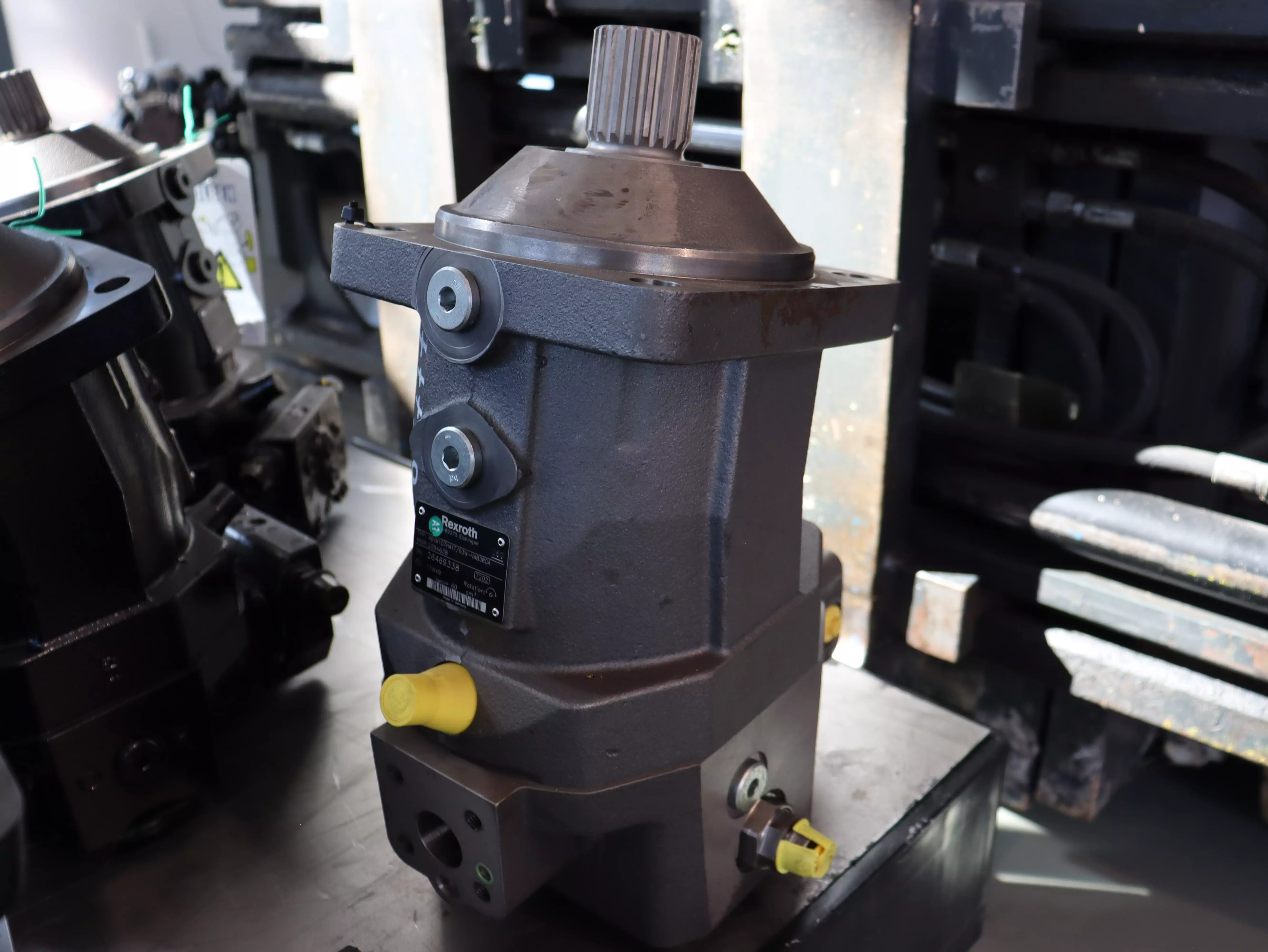 Motore Rexroth A6VM107HA1T/63W-VAB380A in vendita - foto 3
