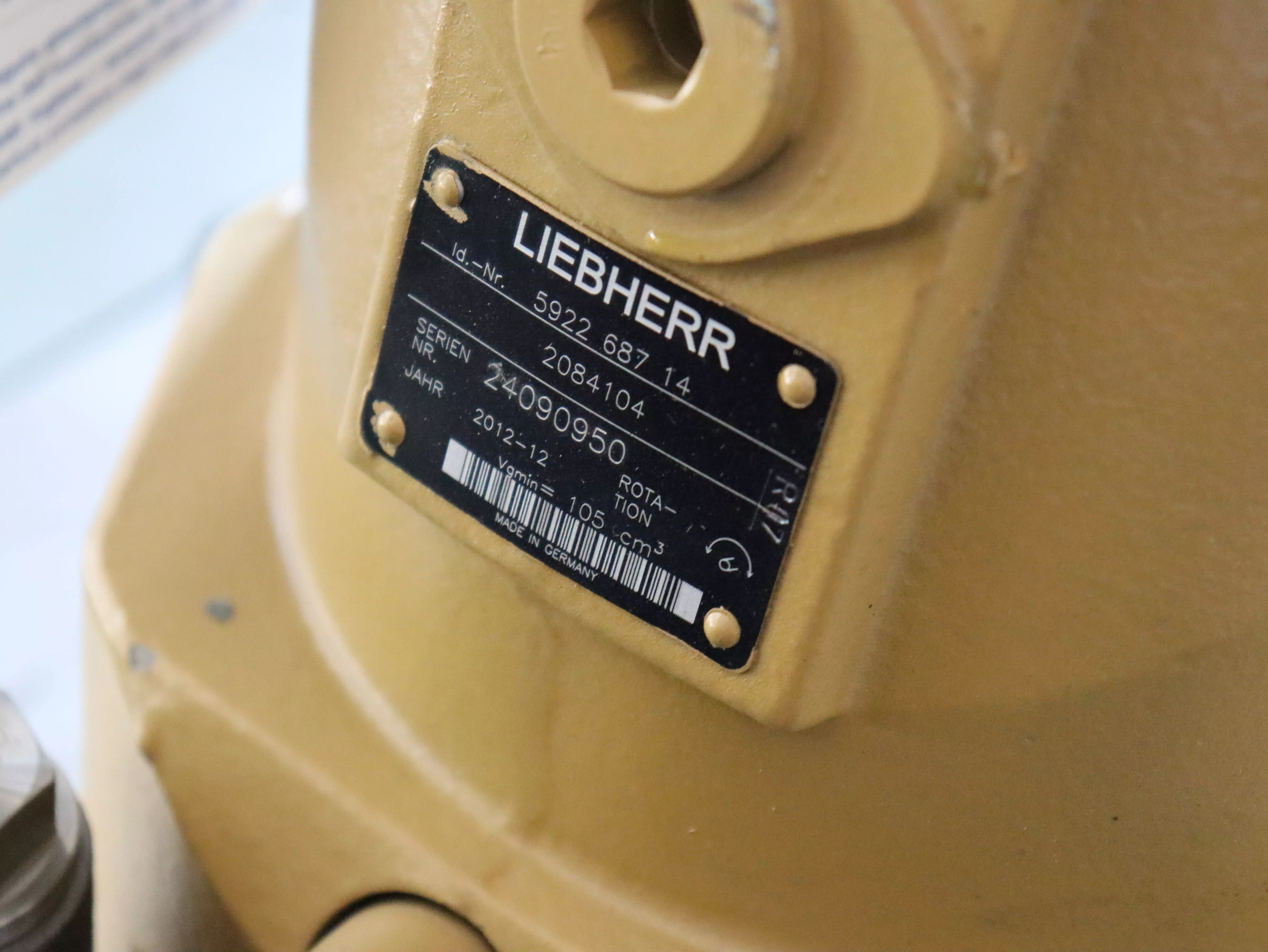 Motore Liebherr Rexroth A6VM107EP1/63W-VAB017FHA-K in vendita - foto 2