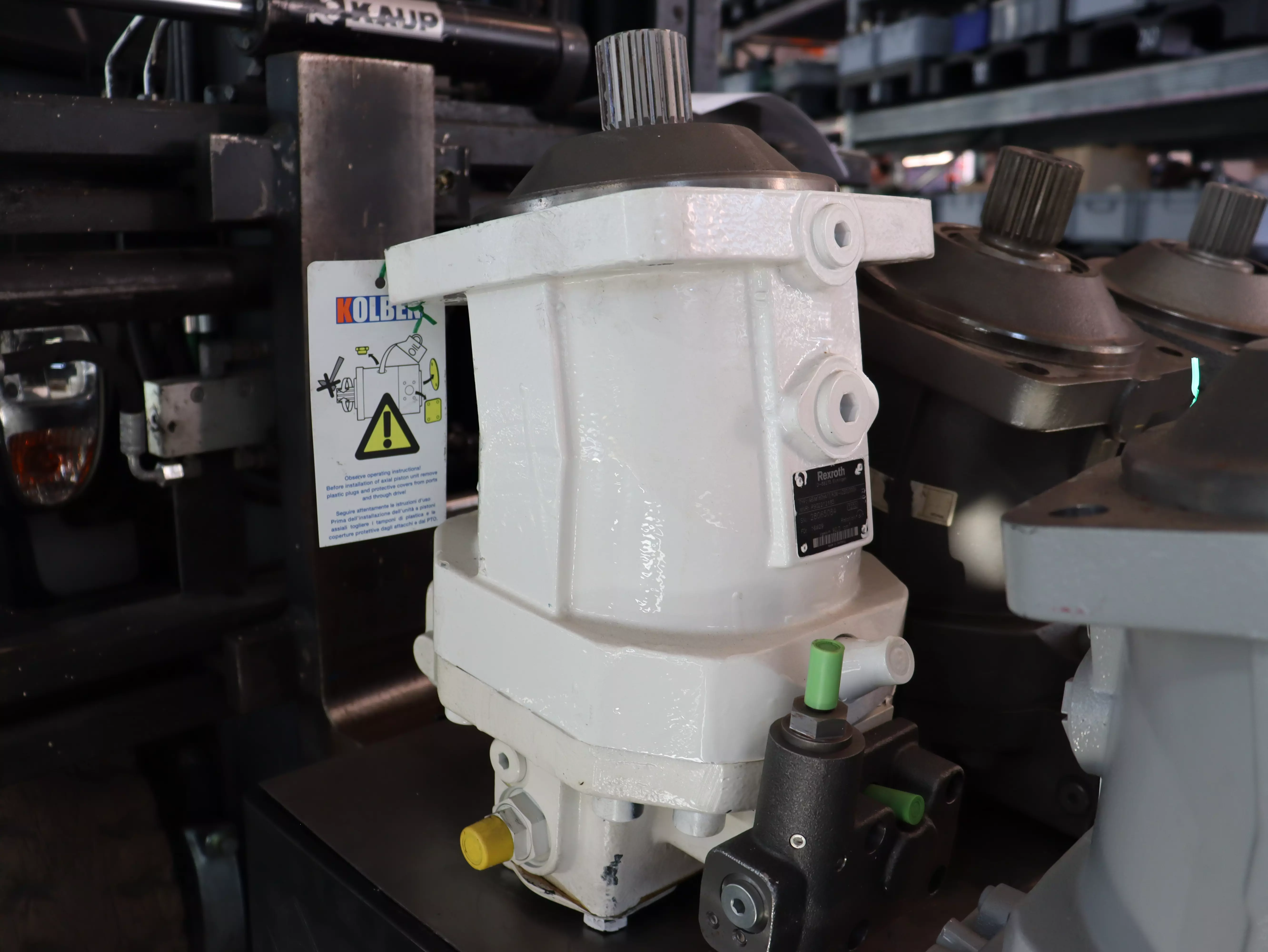 Motore oleodinamico Rexroth A6VM160HD2D/63W-VZB380B-S in vendita - foto 3