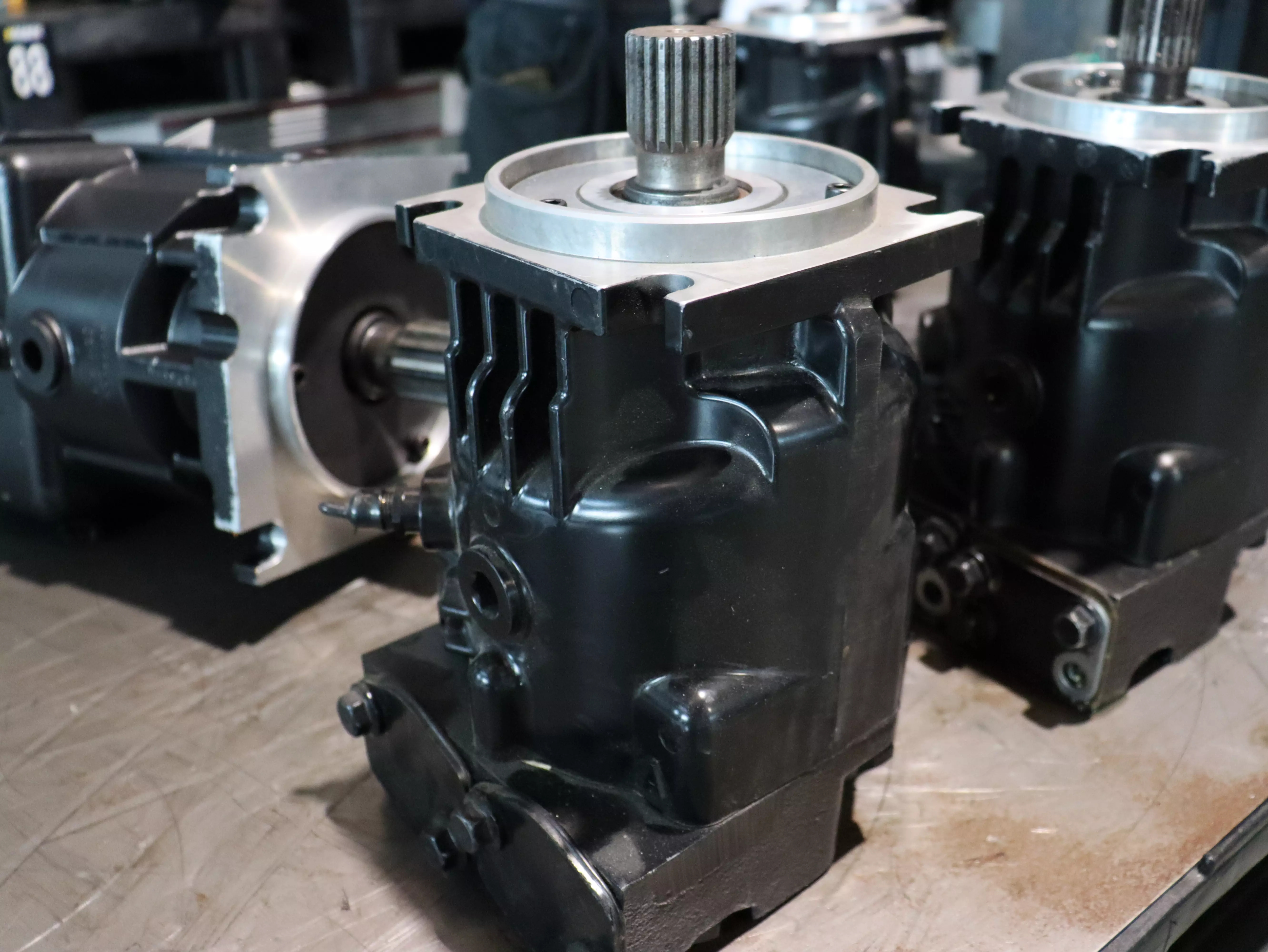 Motore Danfoss 90M075NC0N8N0C6W00EAJ0000F3 in vendita - foto 3