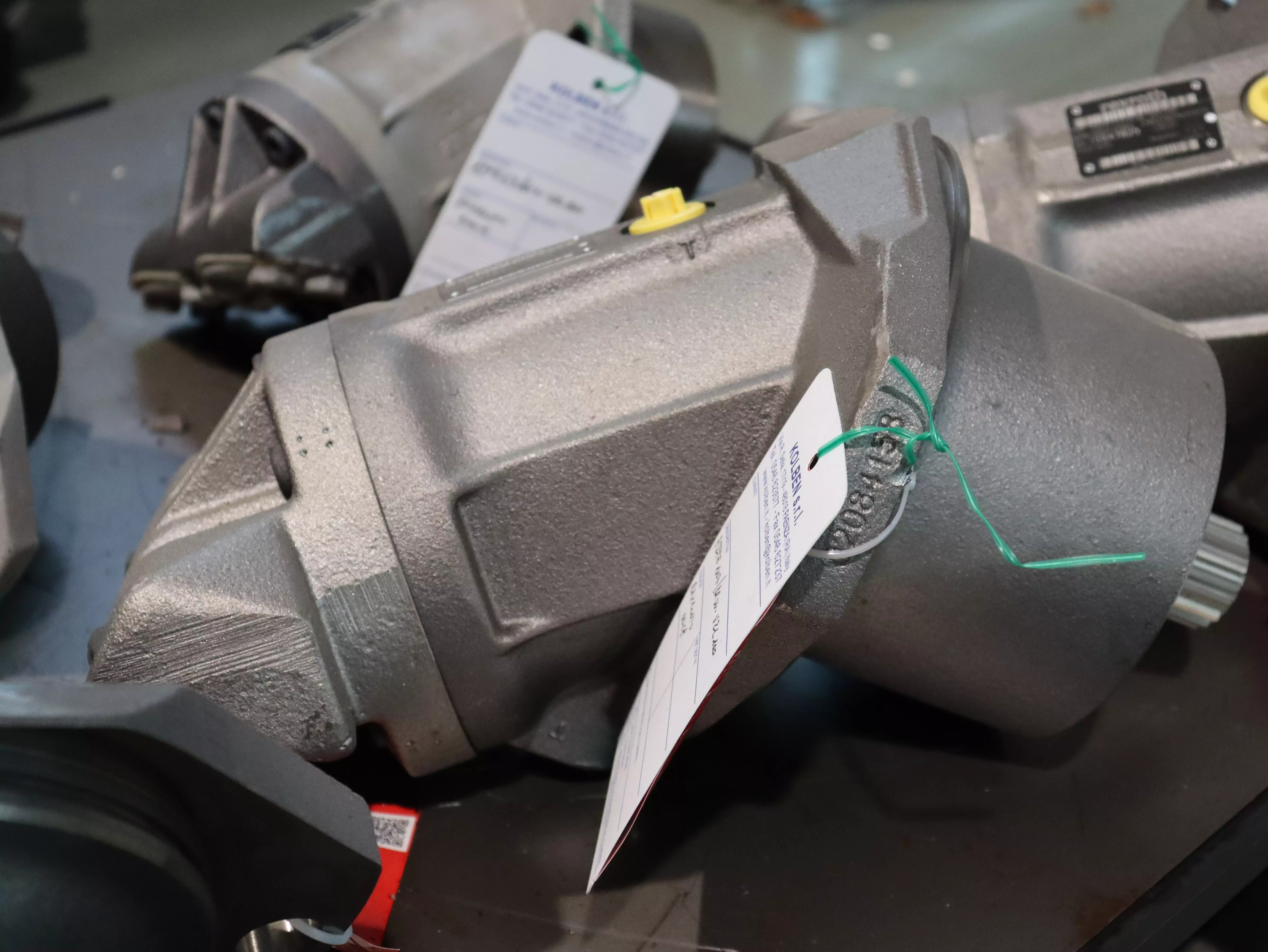 Motore oleodinamico Rexroth A2FE107/61W-VZL100 in vendita - foto 2