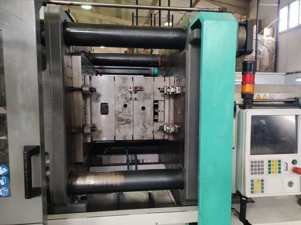 ARBURG ALLROUNDER 820 S 4000-2100 in vendita - foto 2