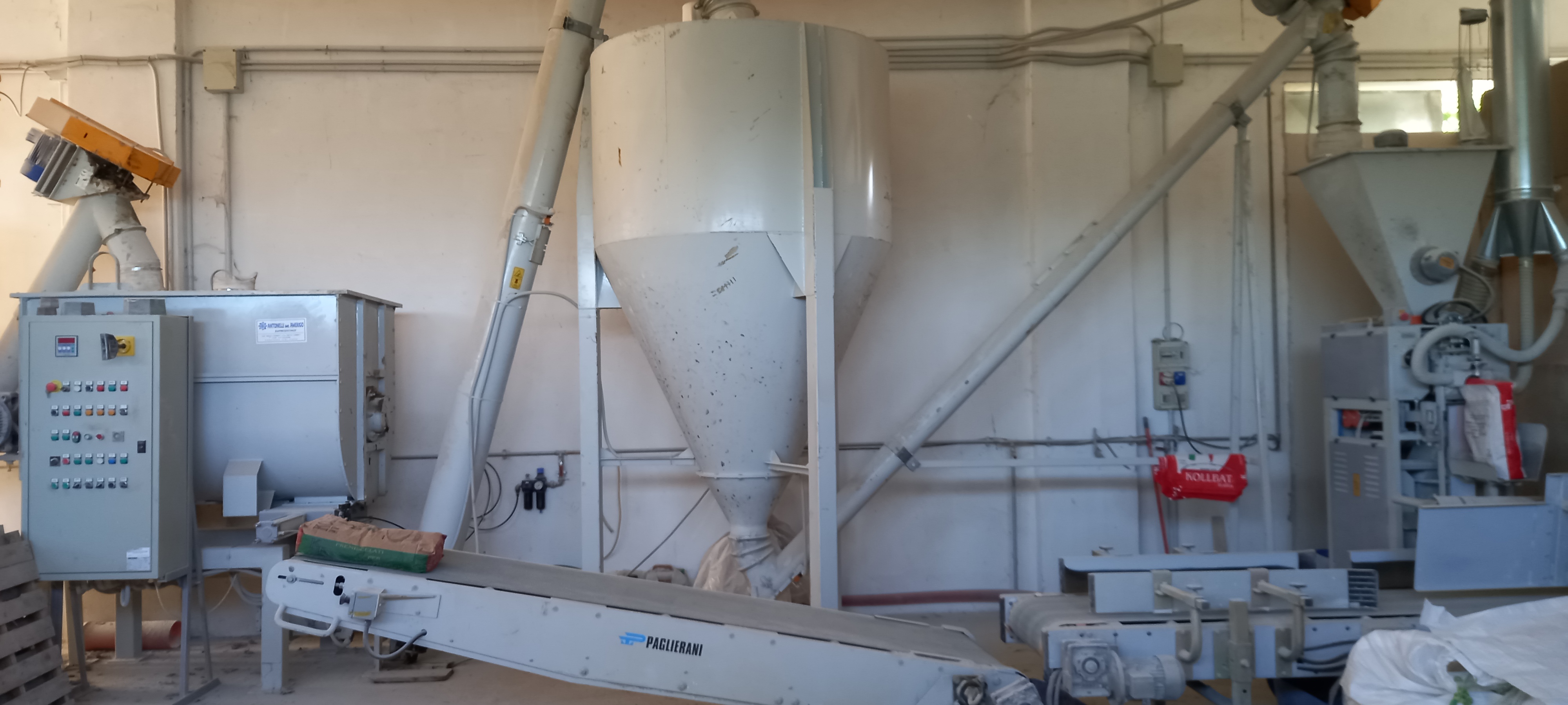 Varie edilizia in vendita