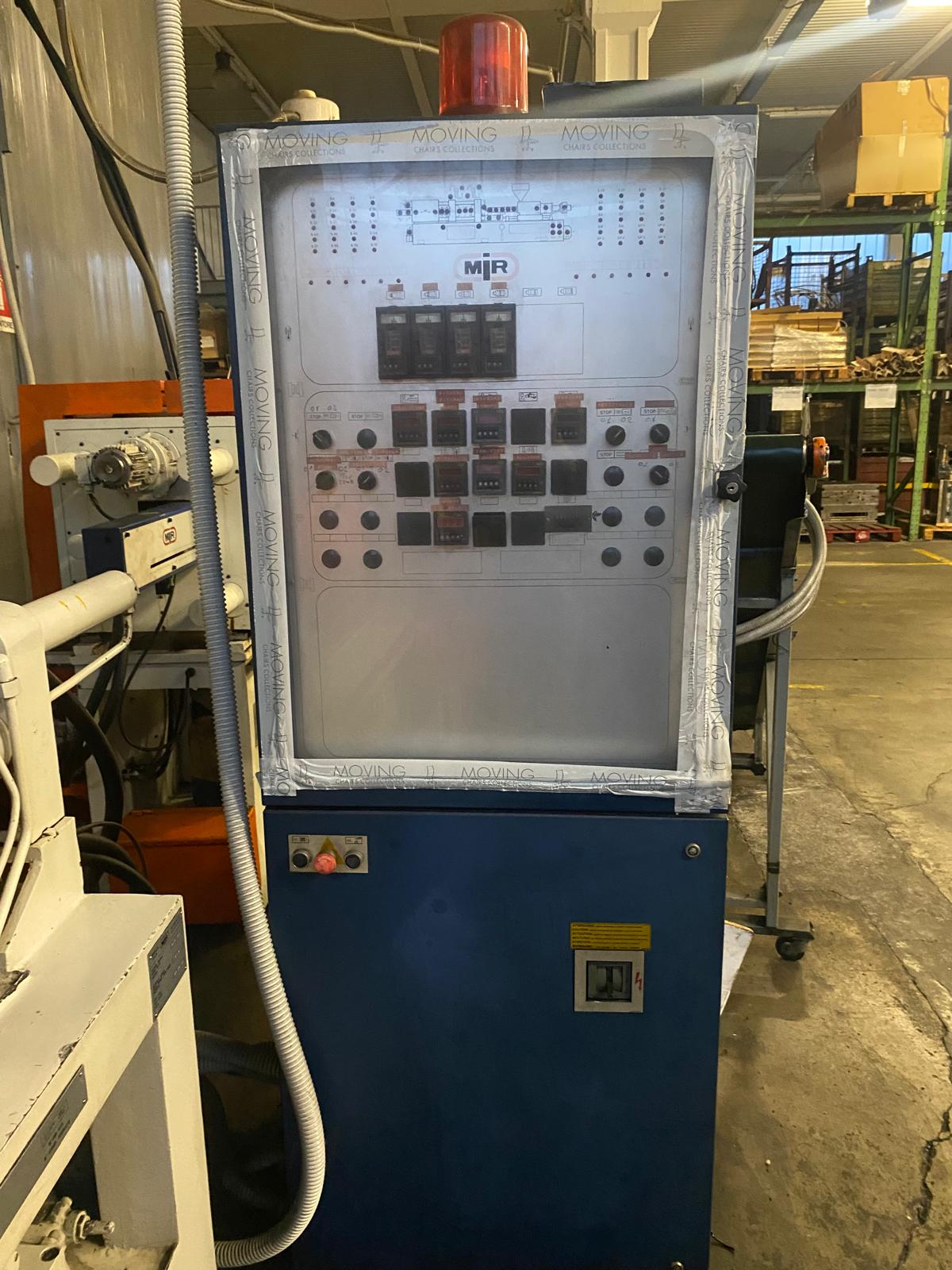PRESSA INIEZIONE E STAMPAGGIO PLASTICA MIR 130 T in vendita - foto 3