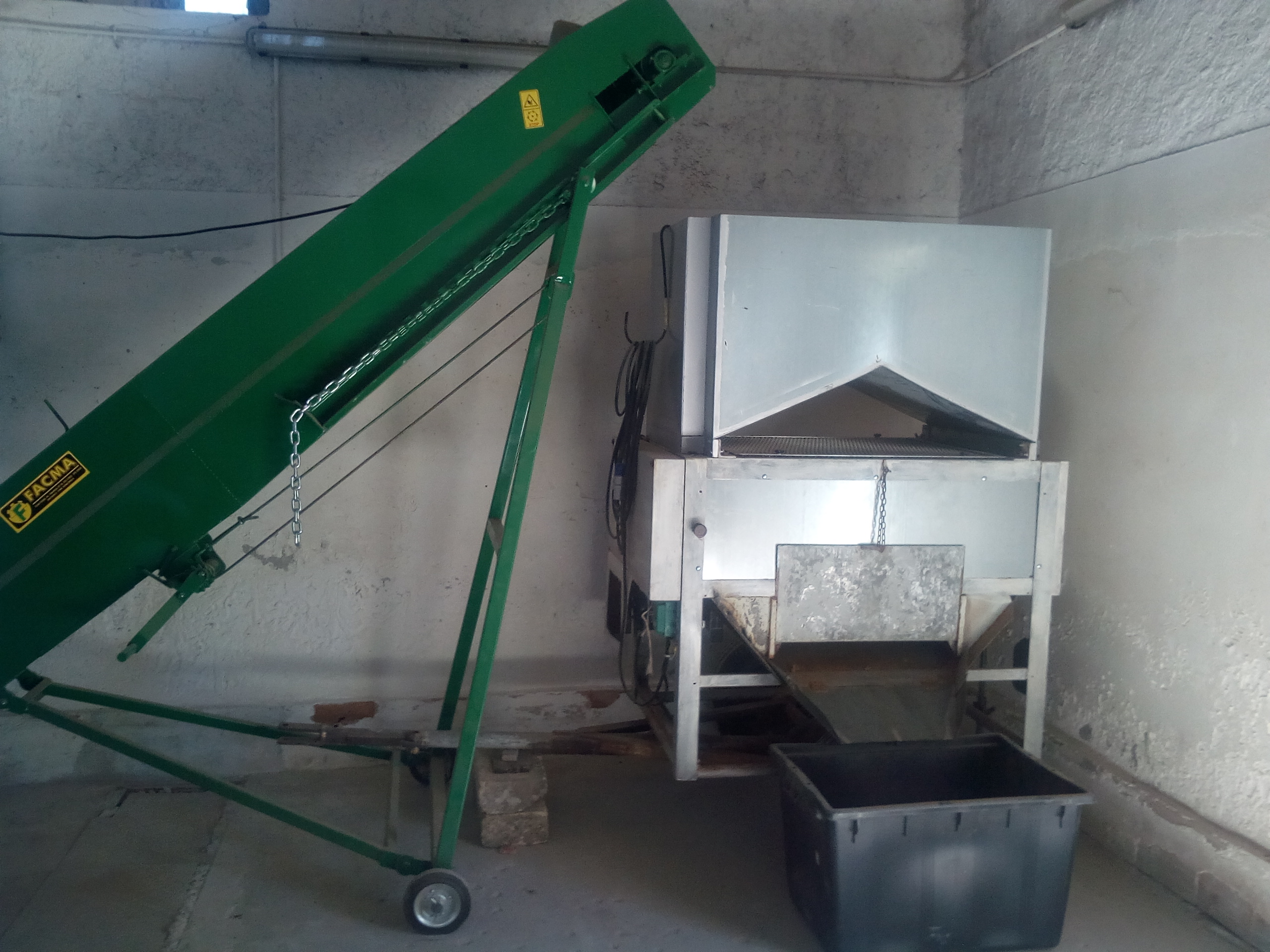 SMALLATRICE e SGUSCIATRICE MANDORLE LINEA CONTINUA in vendita - foto 6