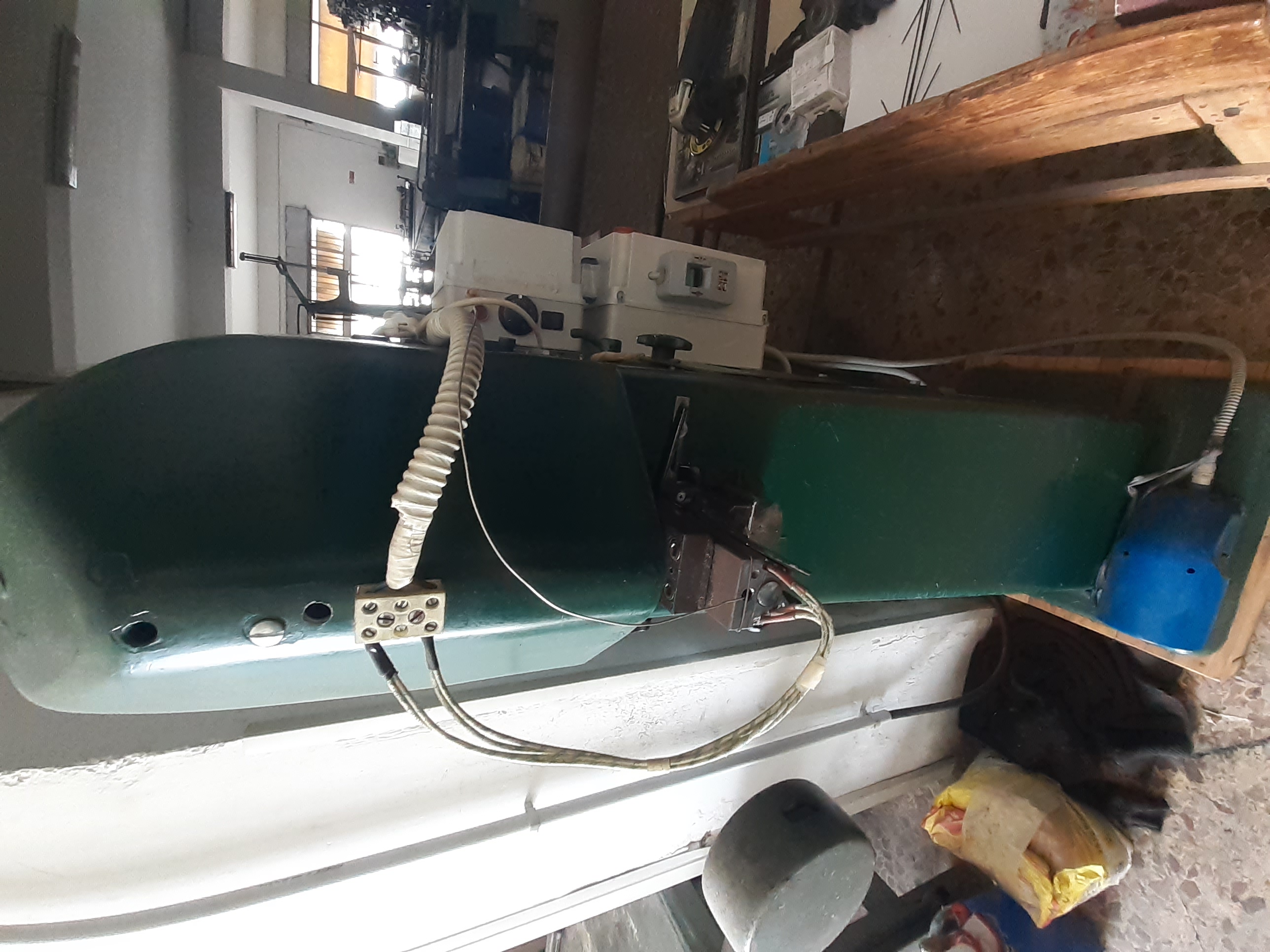Cucitrice  ad angolo  per nastro termosaldante  in vendita - foto 3
