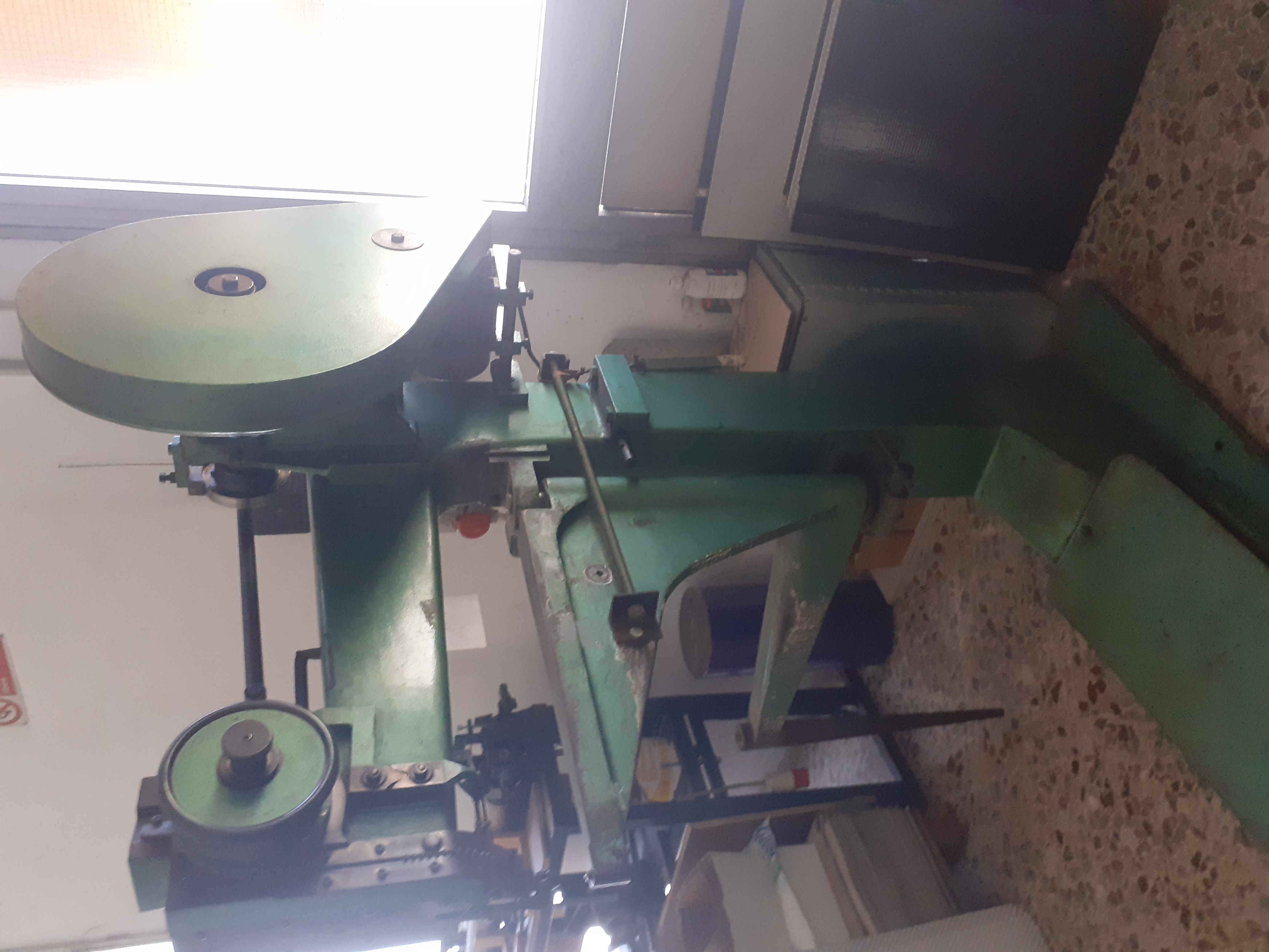 Rivettatrice  in vendita - foto 1