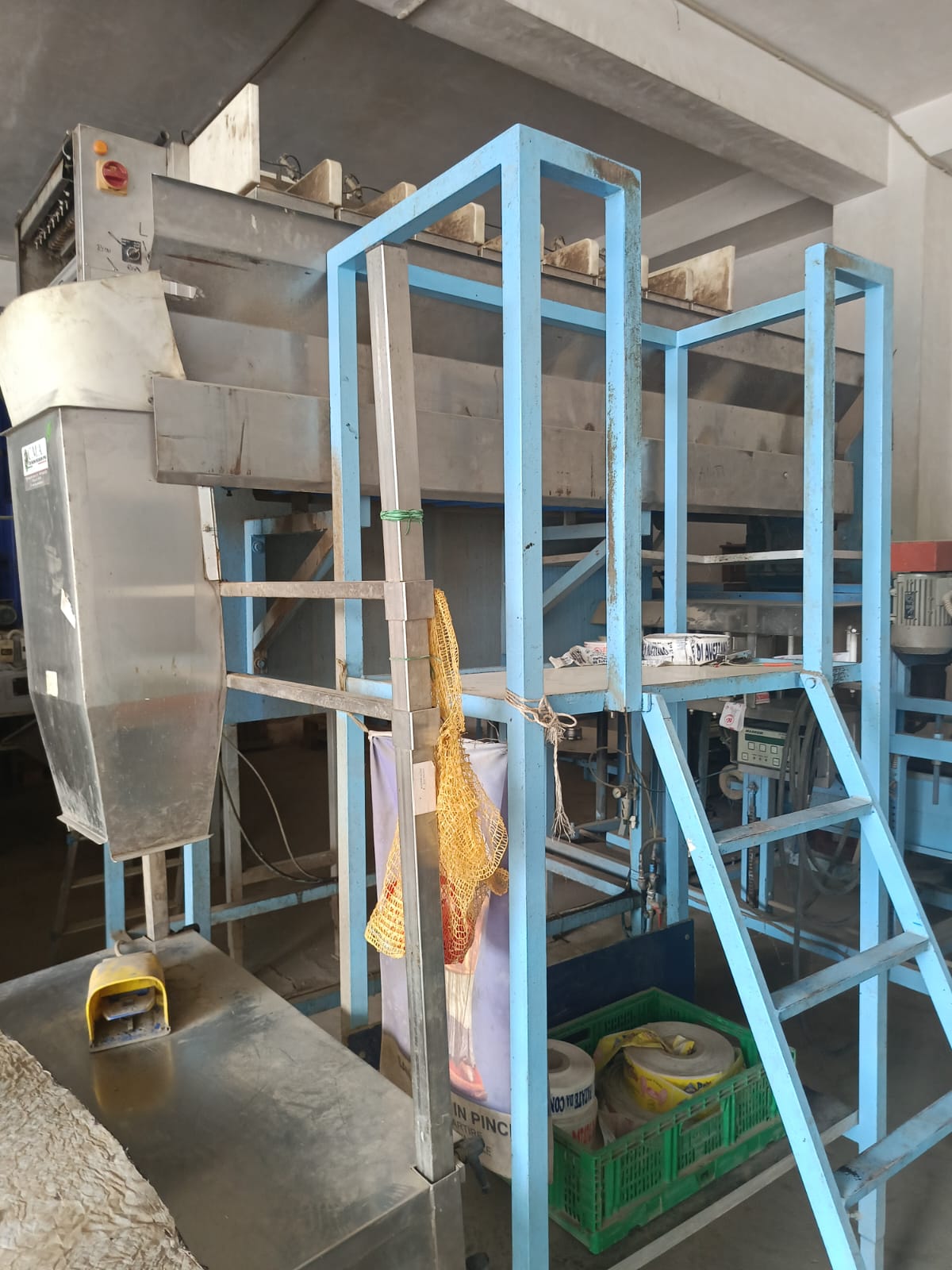 Lavorazione frutta e verdura in vendita