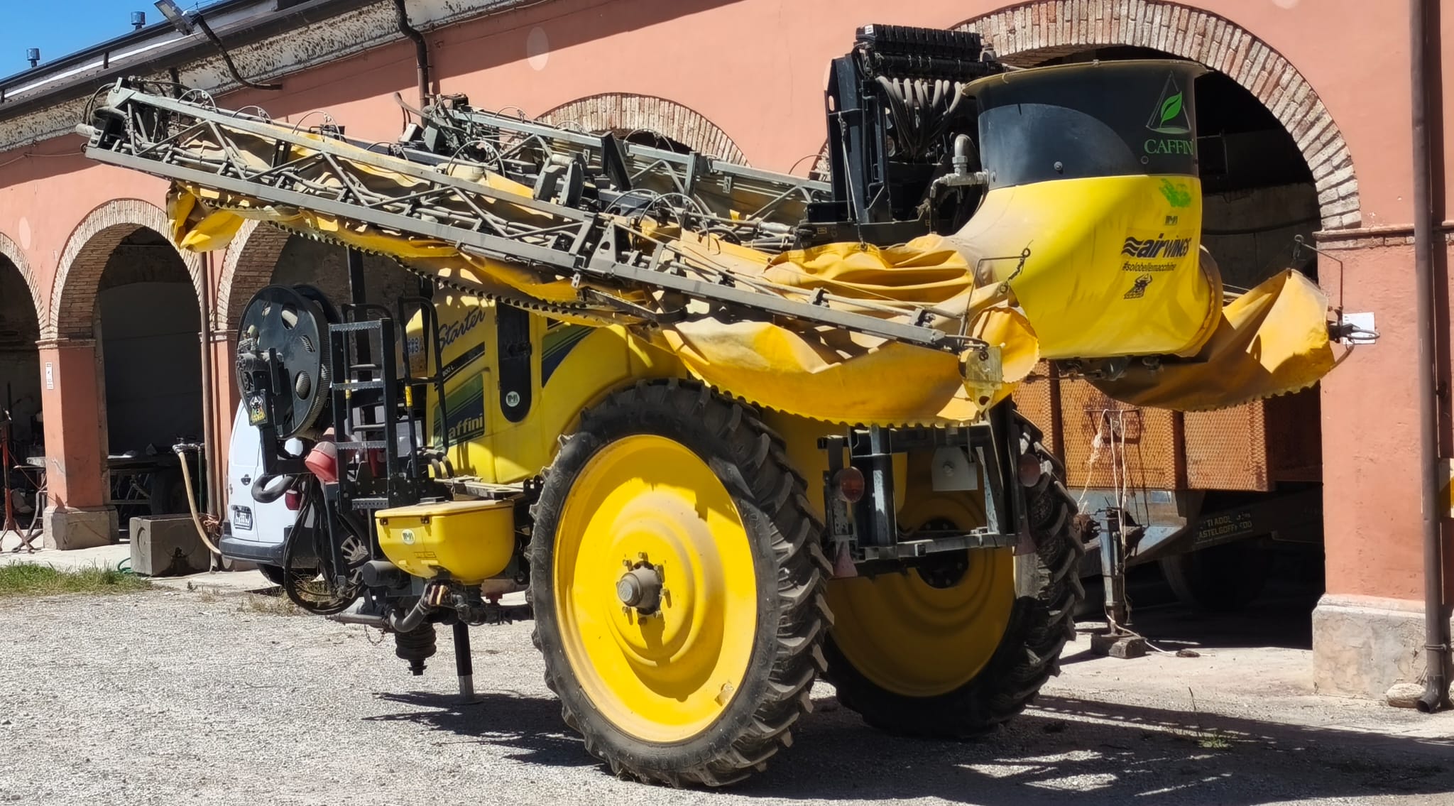 POLVERIZZATORE TRAINATO PER CULTURE AGRICOLE in vendita - foto 3