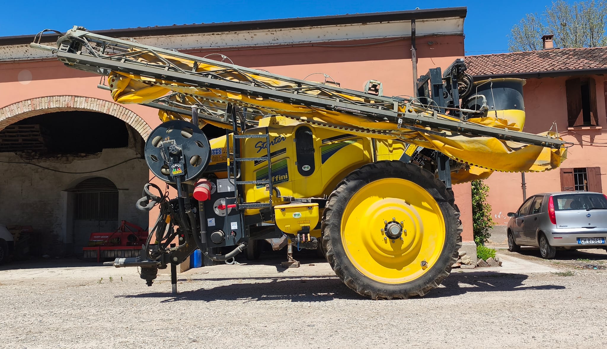 POLVERIZZATORE TRAINATO PER CULTURE AGRICOLE in vendita - foto 1