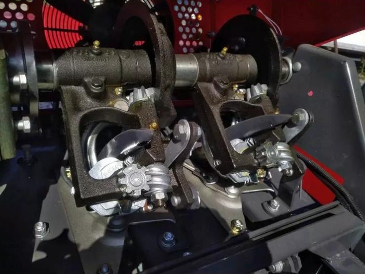 Massey Ferguson 1840 in vendita - foto 3