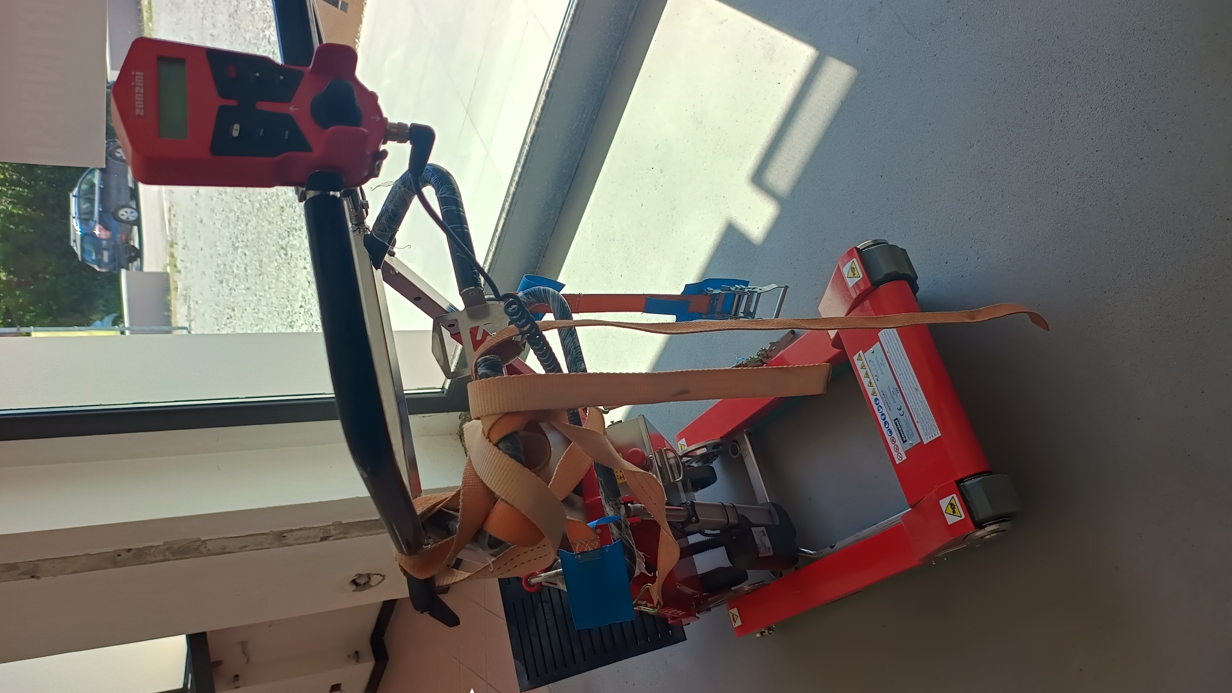 Saliscale cingolato Zonzini Plasmoid portata 300 kg in vendita - foto 2