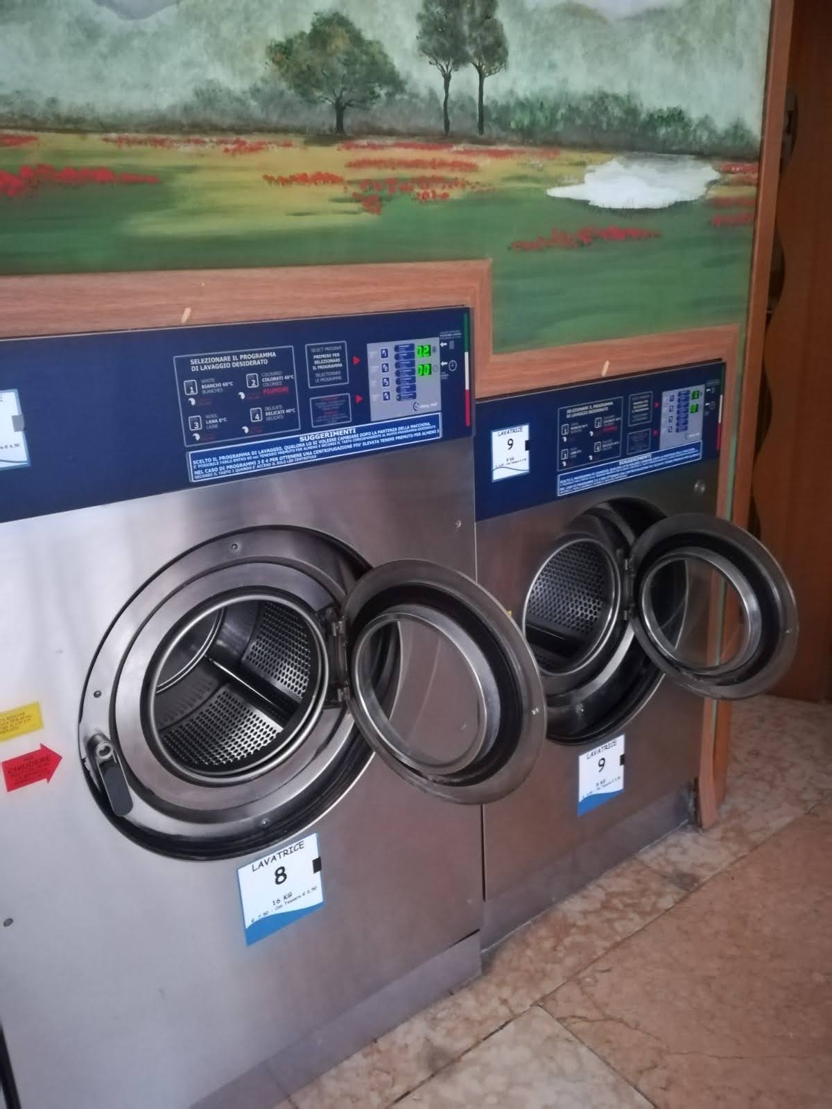 Lavatrici essiccatoi e cassa automatica in vendita - foto 3