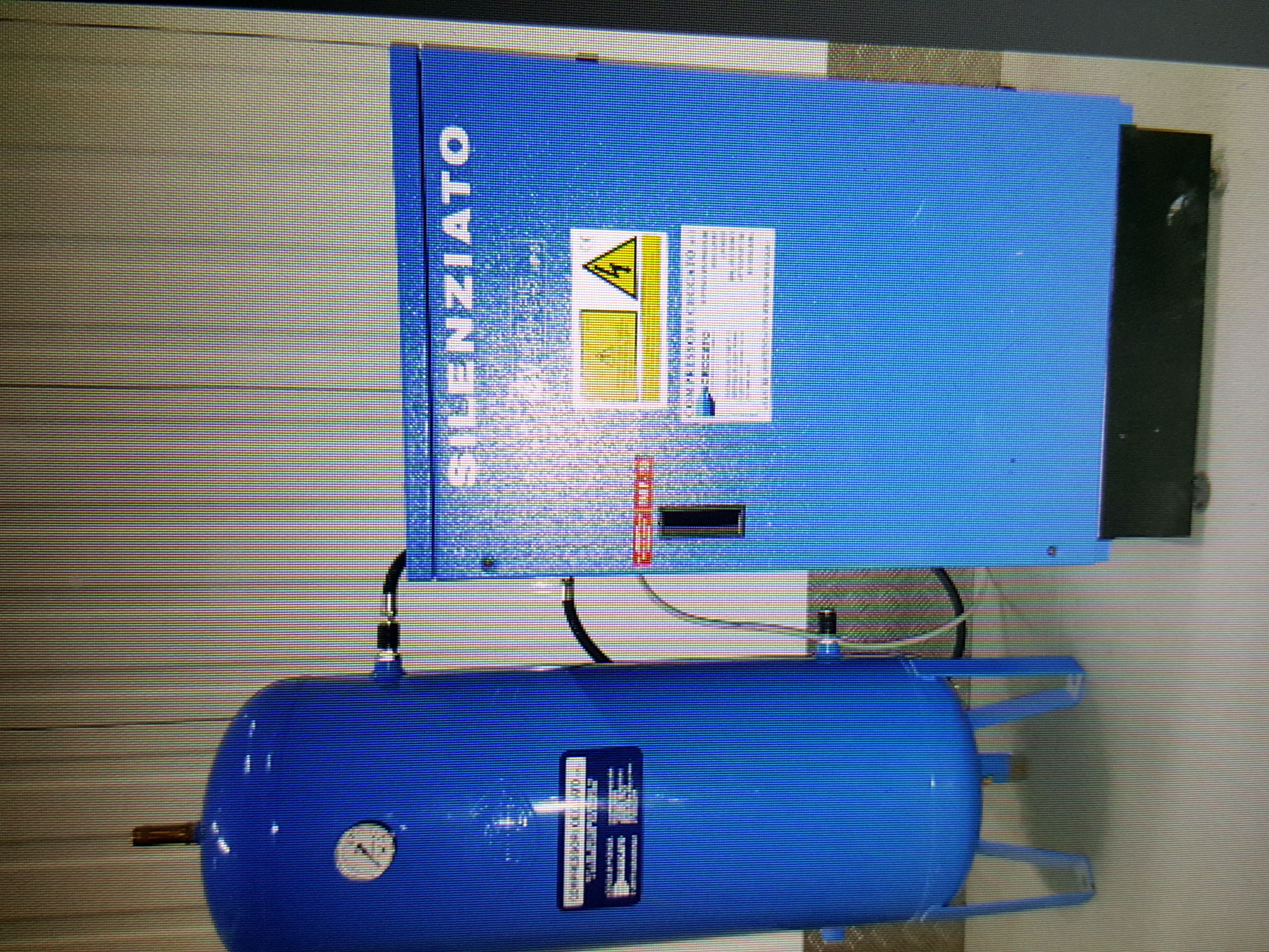 COMPRESSORE A PISTONI SILENZIATO in vendita - foto 6