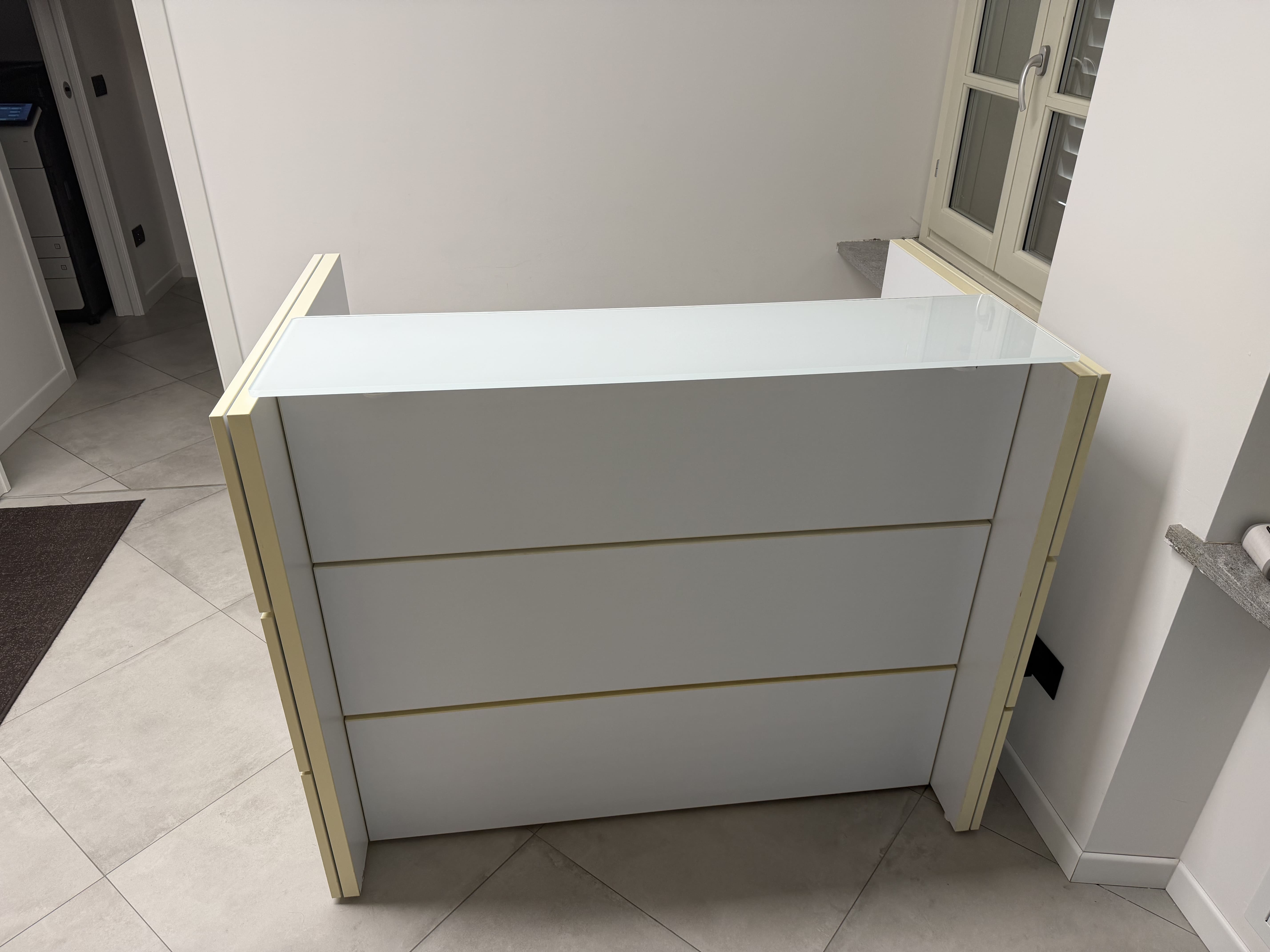 ARREDO UFFICIO COMPLETO – SCRIVANIE, ARMADI, SEDIE in vendita - foto 2