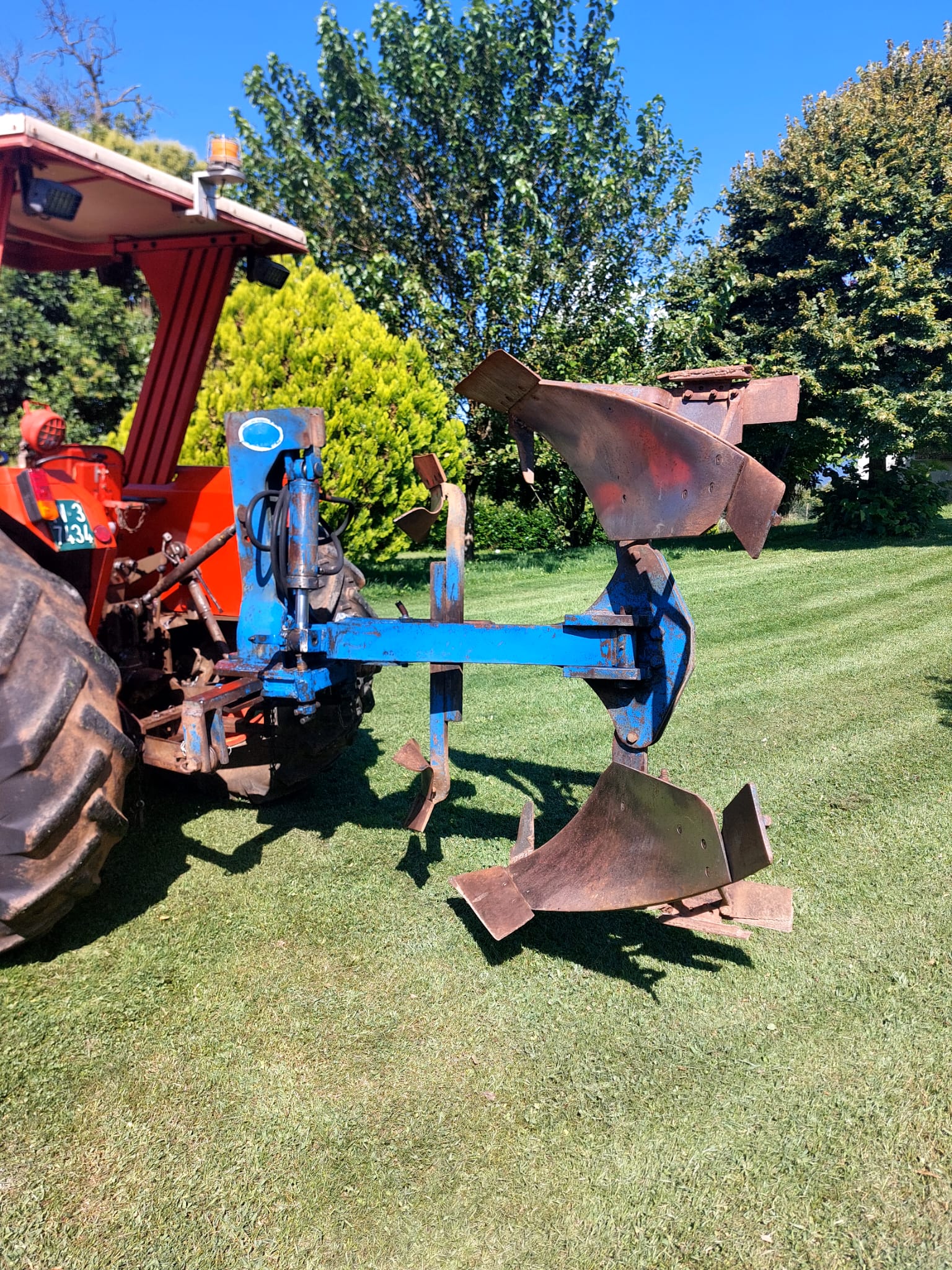 Trattore Carraro 842 con vari accessori  in vendita - foto 5