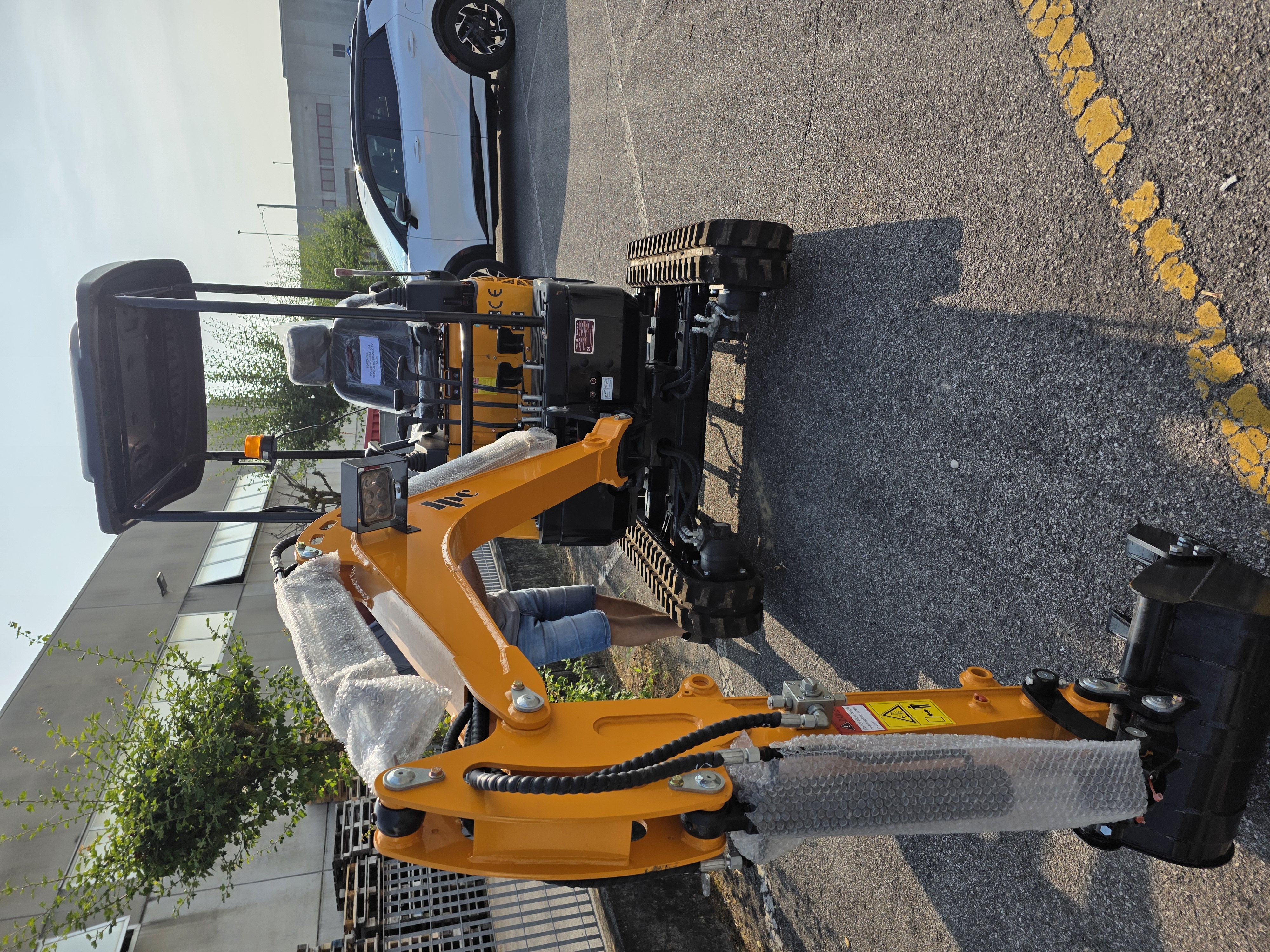 Miniescavatore HT 18 JPC KUBOTA carro allargabile  in vendita - foto 1