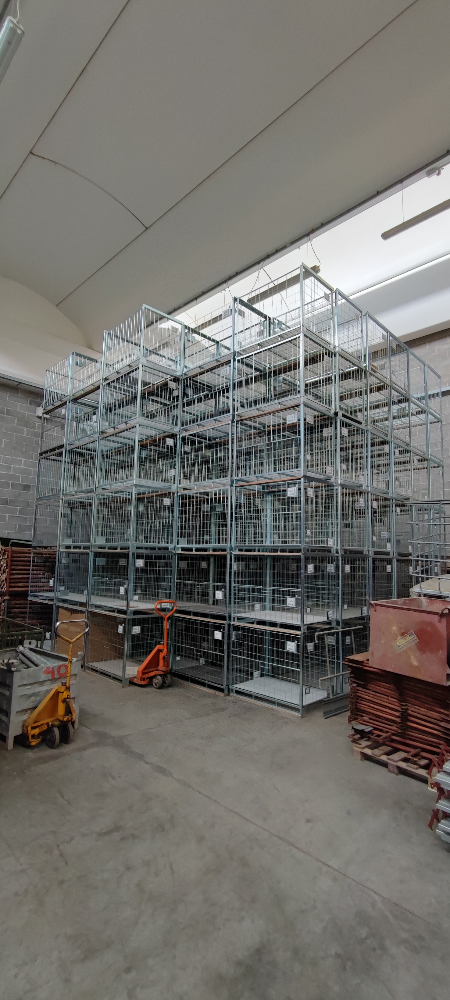 Scaffalature in vendita