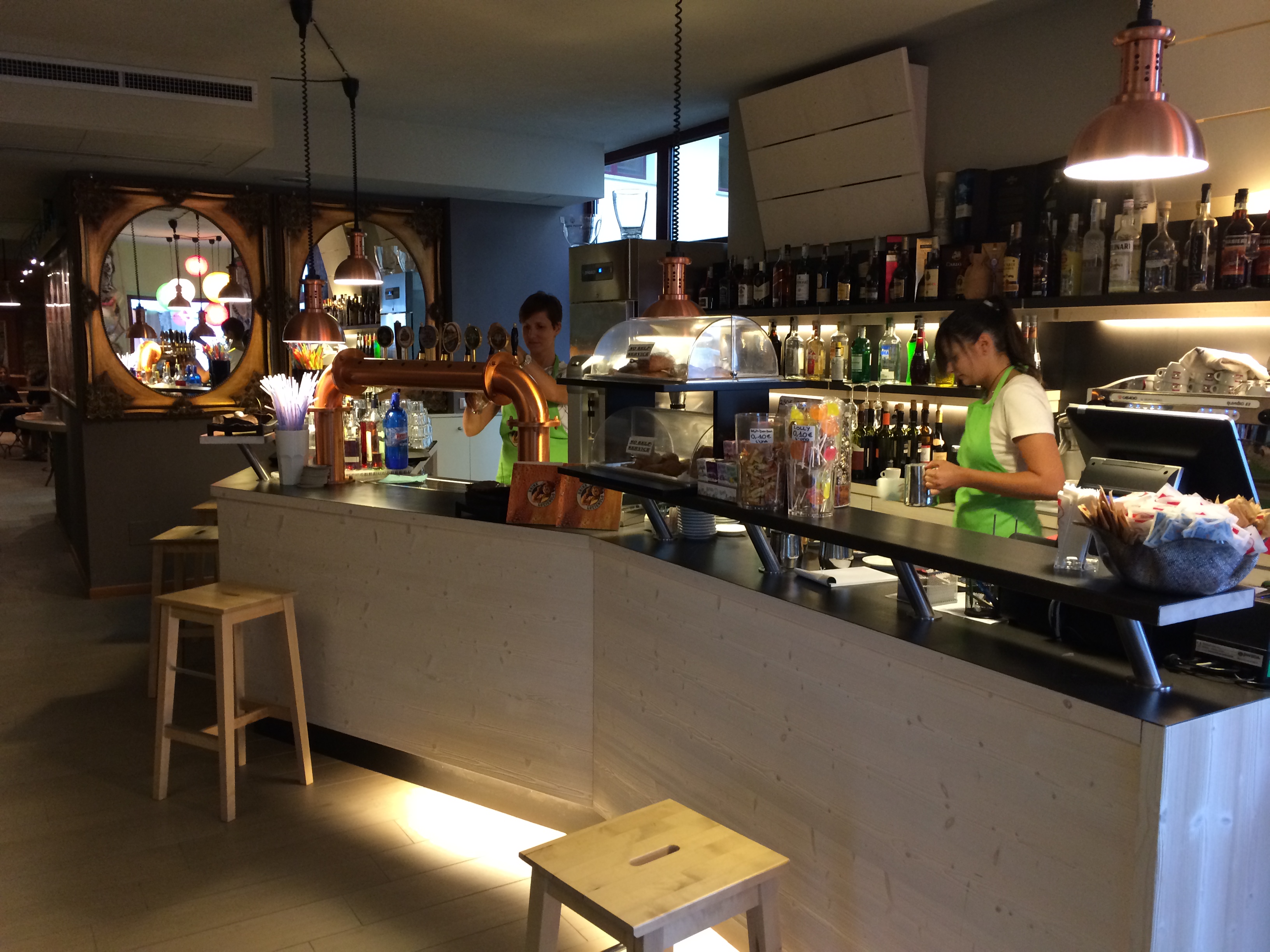 PUB E PIZZERIA LUNGOLAGO DI LOVERE in vendita - foto 3