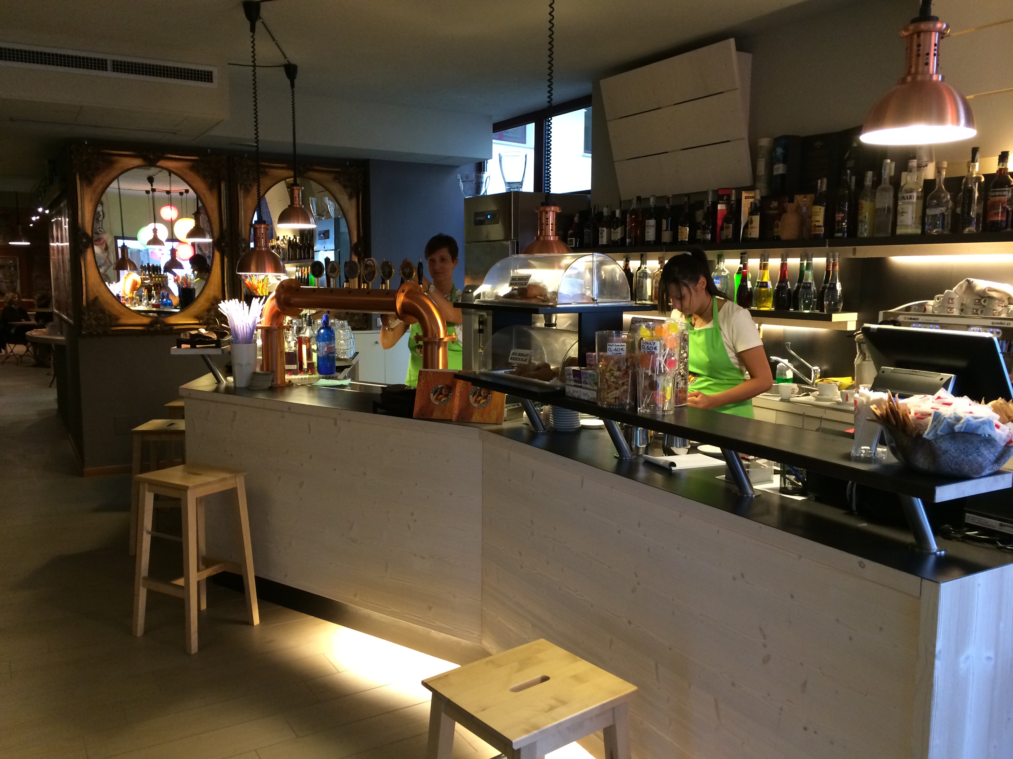 PUB E PIZZERIA LUNGOLAGO DI LOVERE in vendita - foto 4