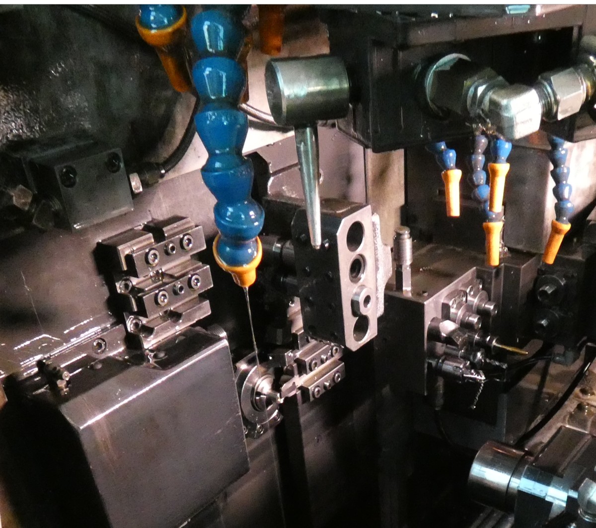 Tornio a fantina mobile Tsugami completo di caricatore in vendita - foto 5