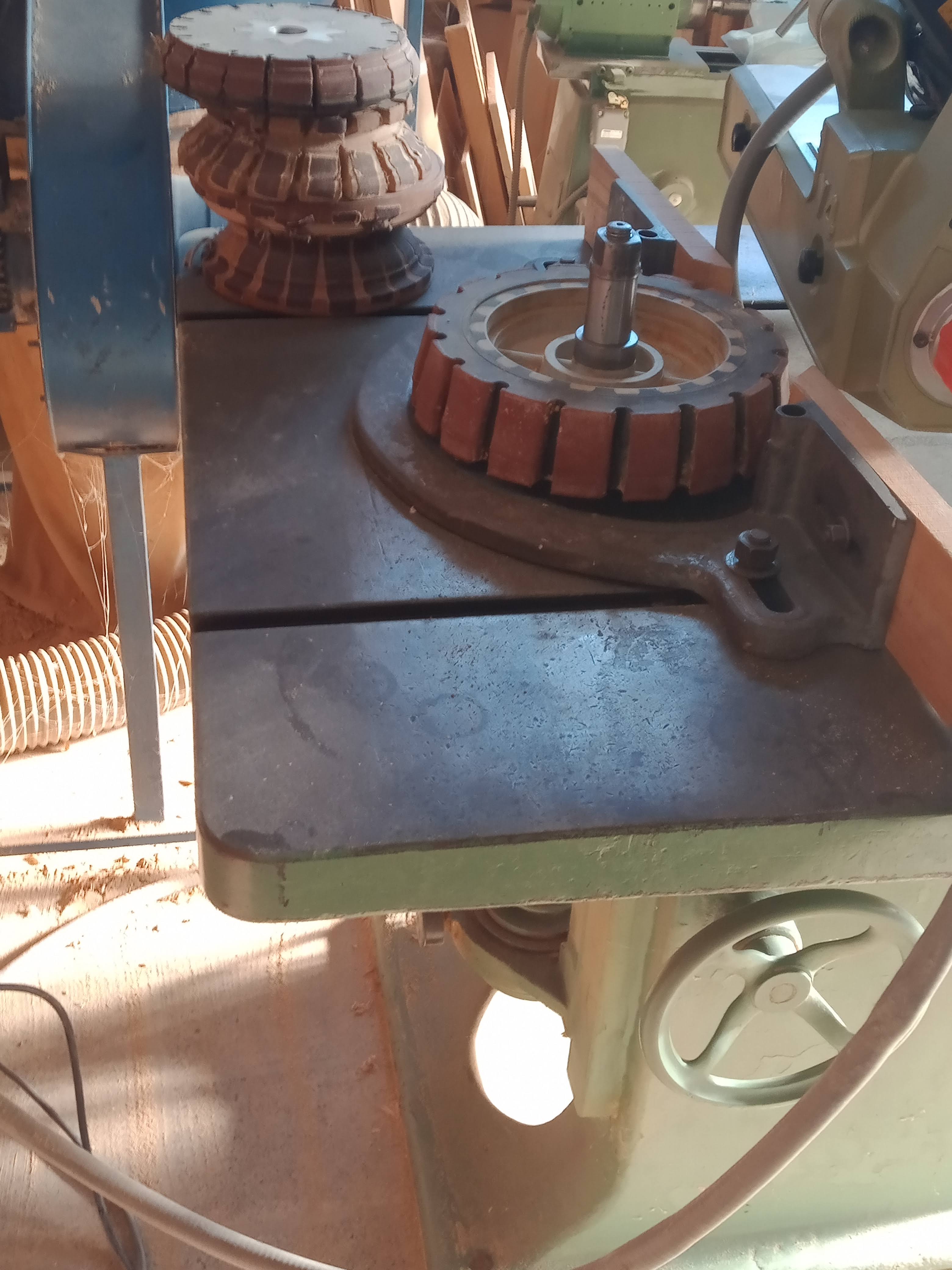 satinatrice levigatrice per profili legno metallo in vendita - foto 2