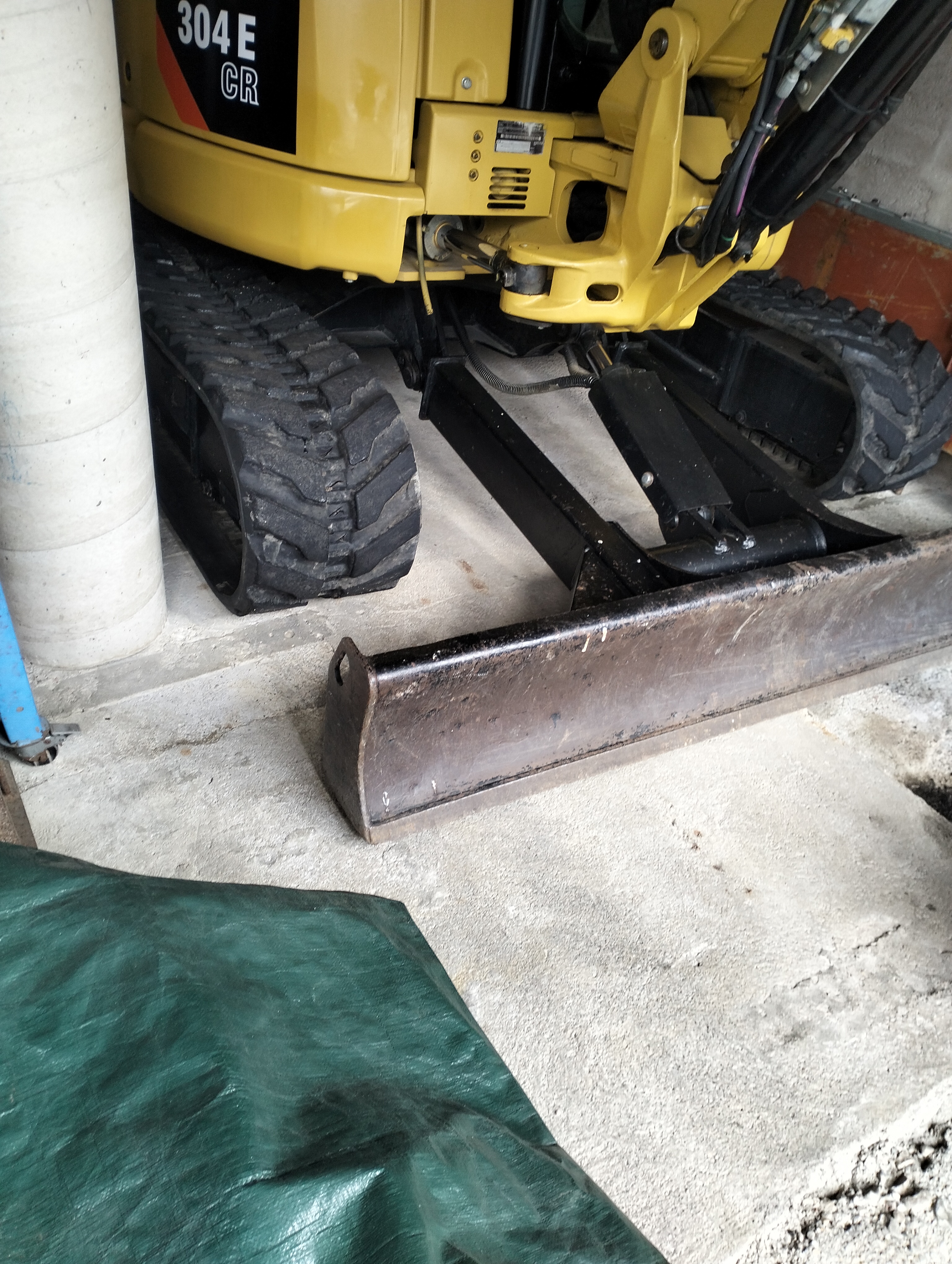 Mini escavatore caterpillar 304 in vendita - foto 4