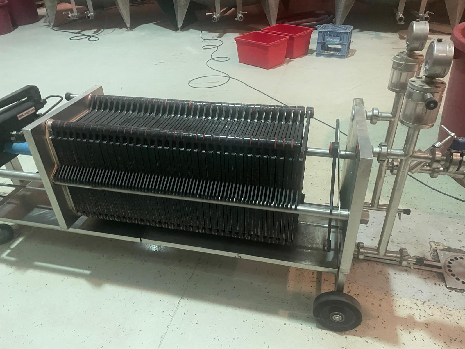 Filtro a piastre Schenk 40 x 40 cm in vendita - foto 1