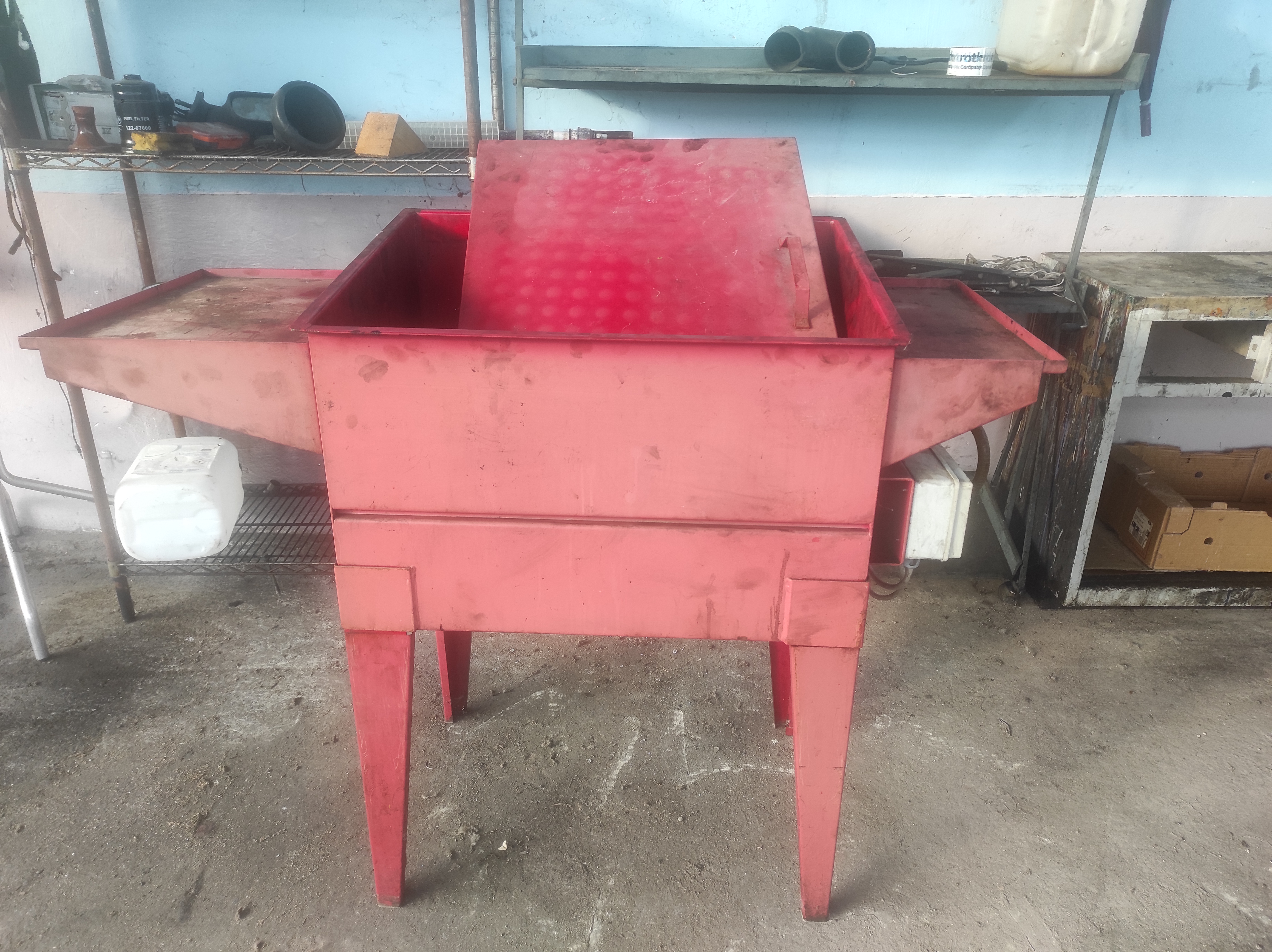 vasca lavaggio pezzi industriali con pompa  in vendita - foto 1