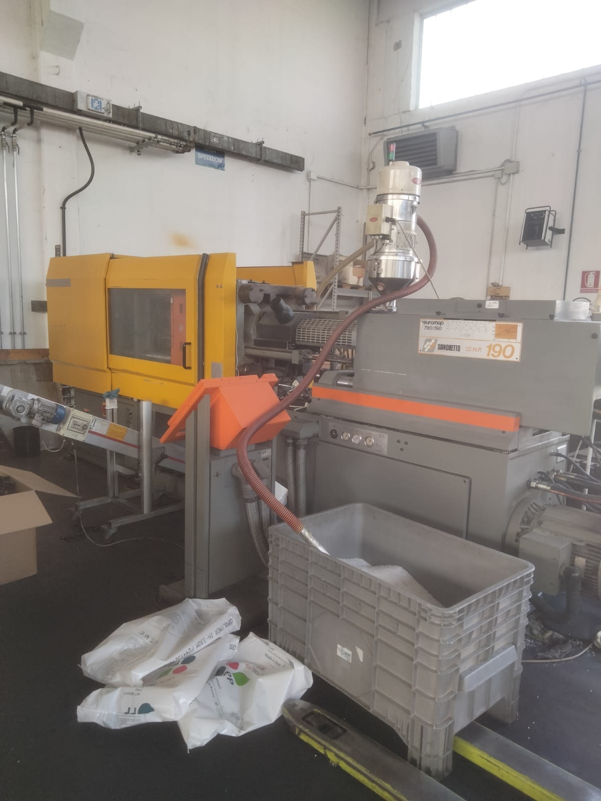 Presse a iniezione per plastica in vendita
