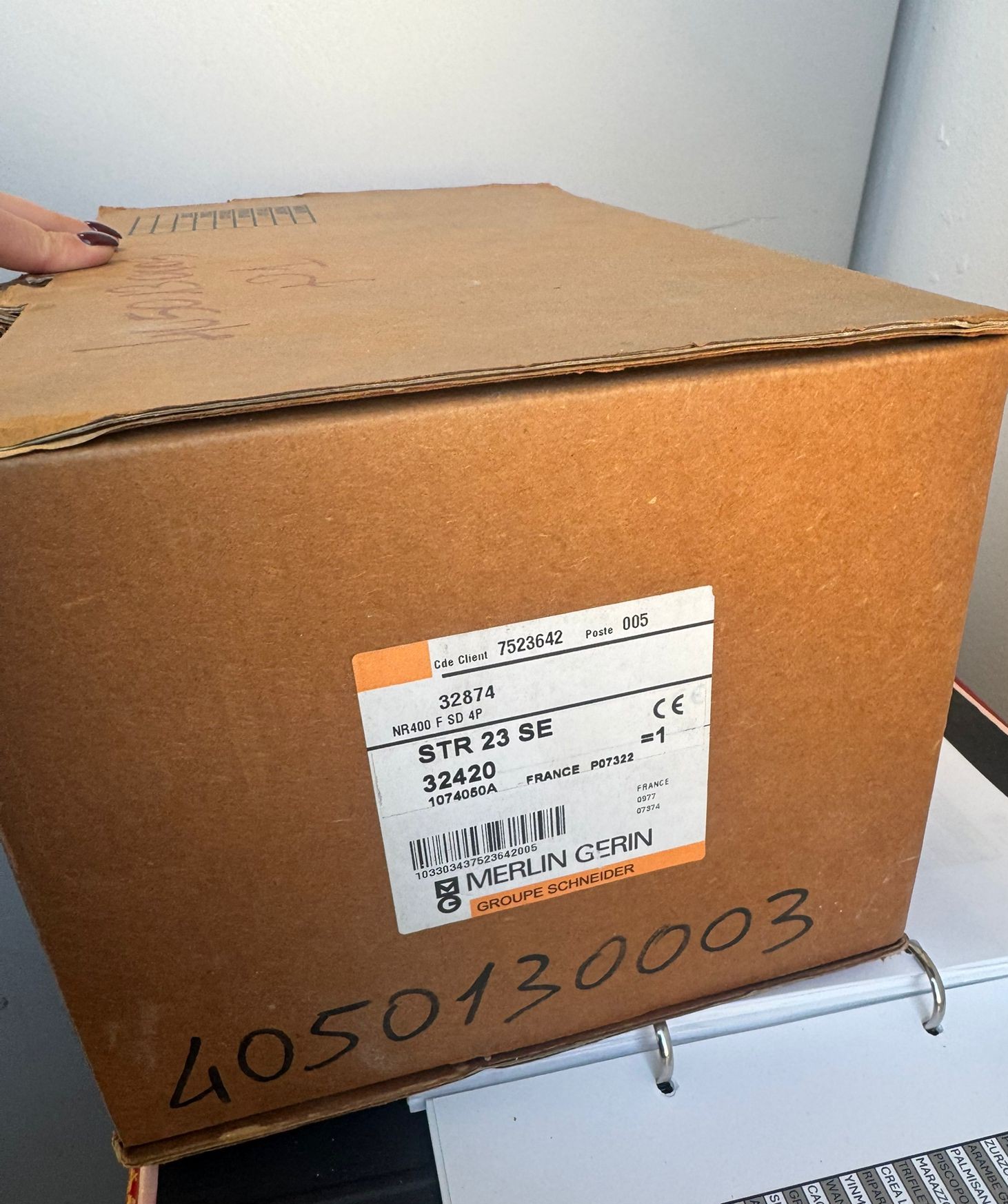 Interruttori automatici Merlin Gerin Compact NR400 F in vendita - foto 3