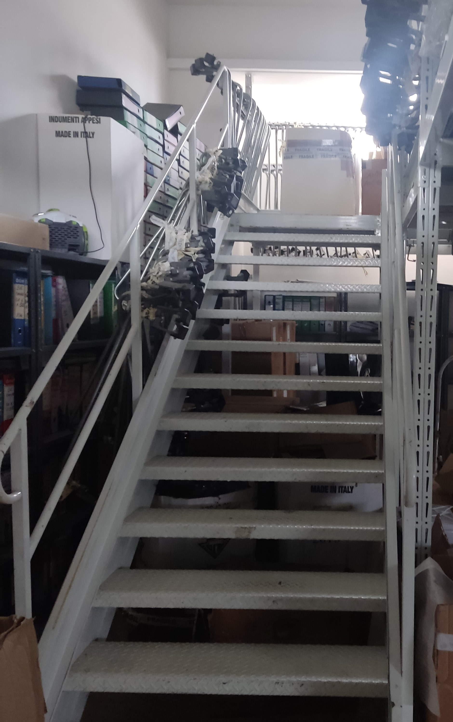 struttura magazzino a carosello capi appesi in vendita - foto 2
