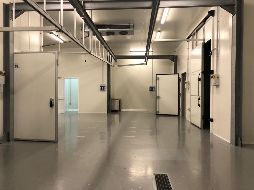 Capannone industriale con 8 celle frigo e piazzale in vendita - foto 7