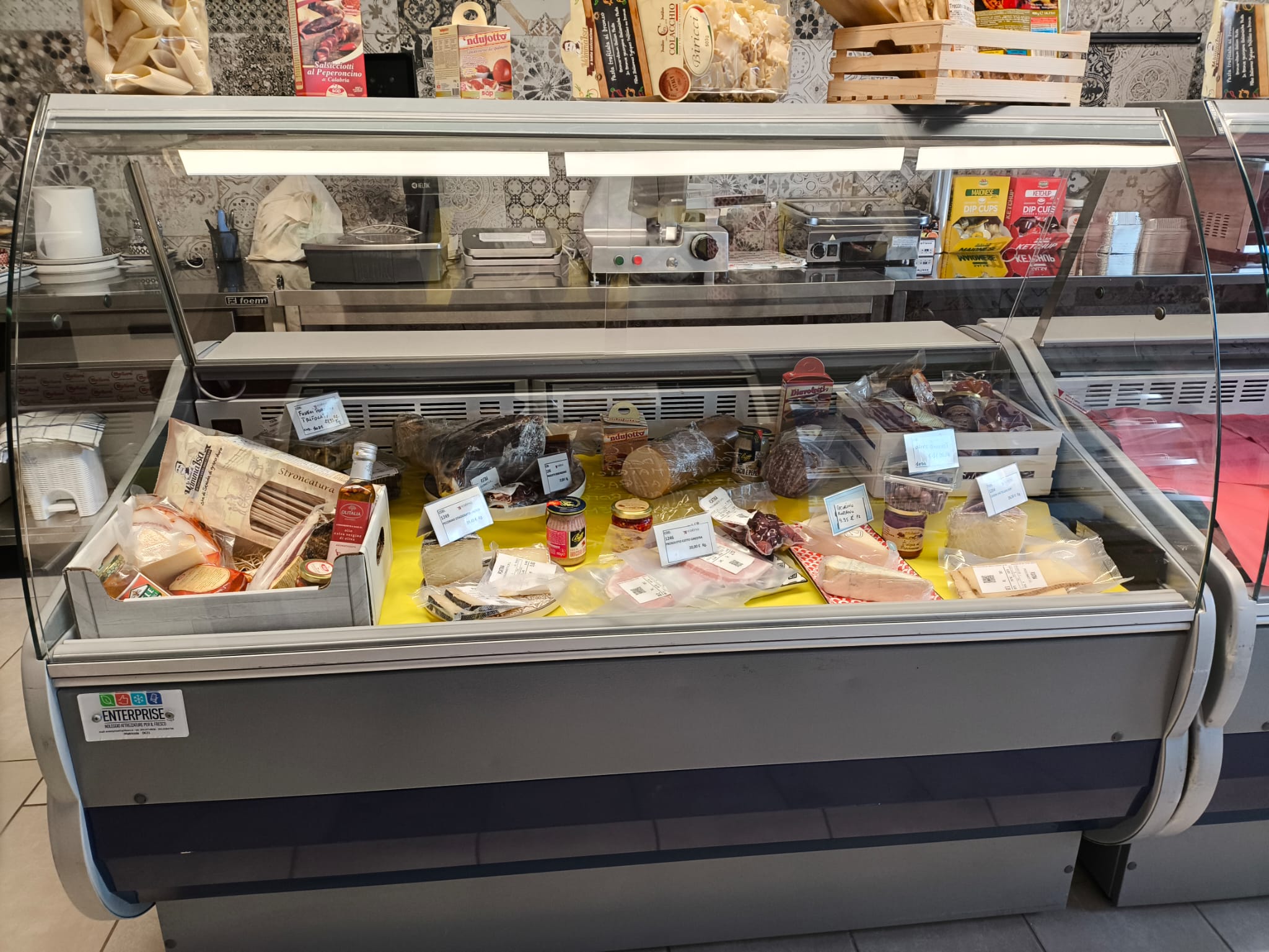 attrezzatura comleta per attività alimentare  in vendita - foto 2