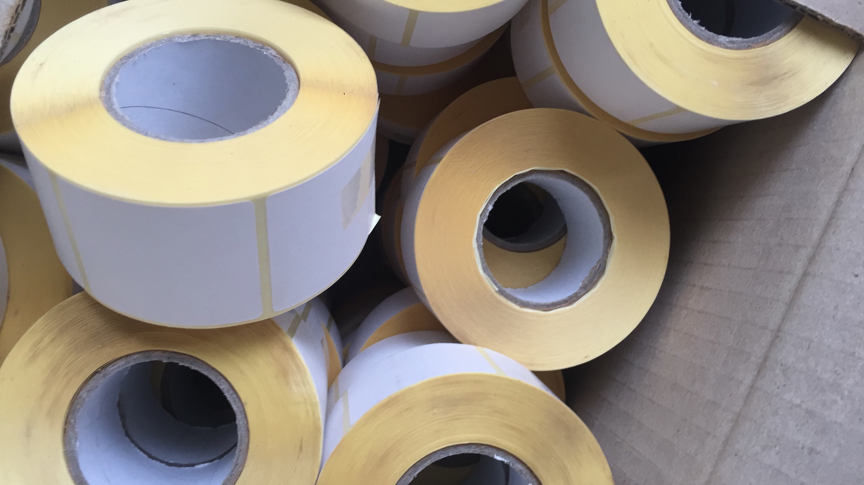 MACCHINA  PER LA PRODUZIONE DI ETICHETTE ADESIVE  in vendita - foto 4