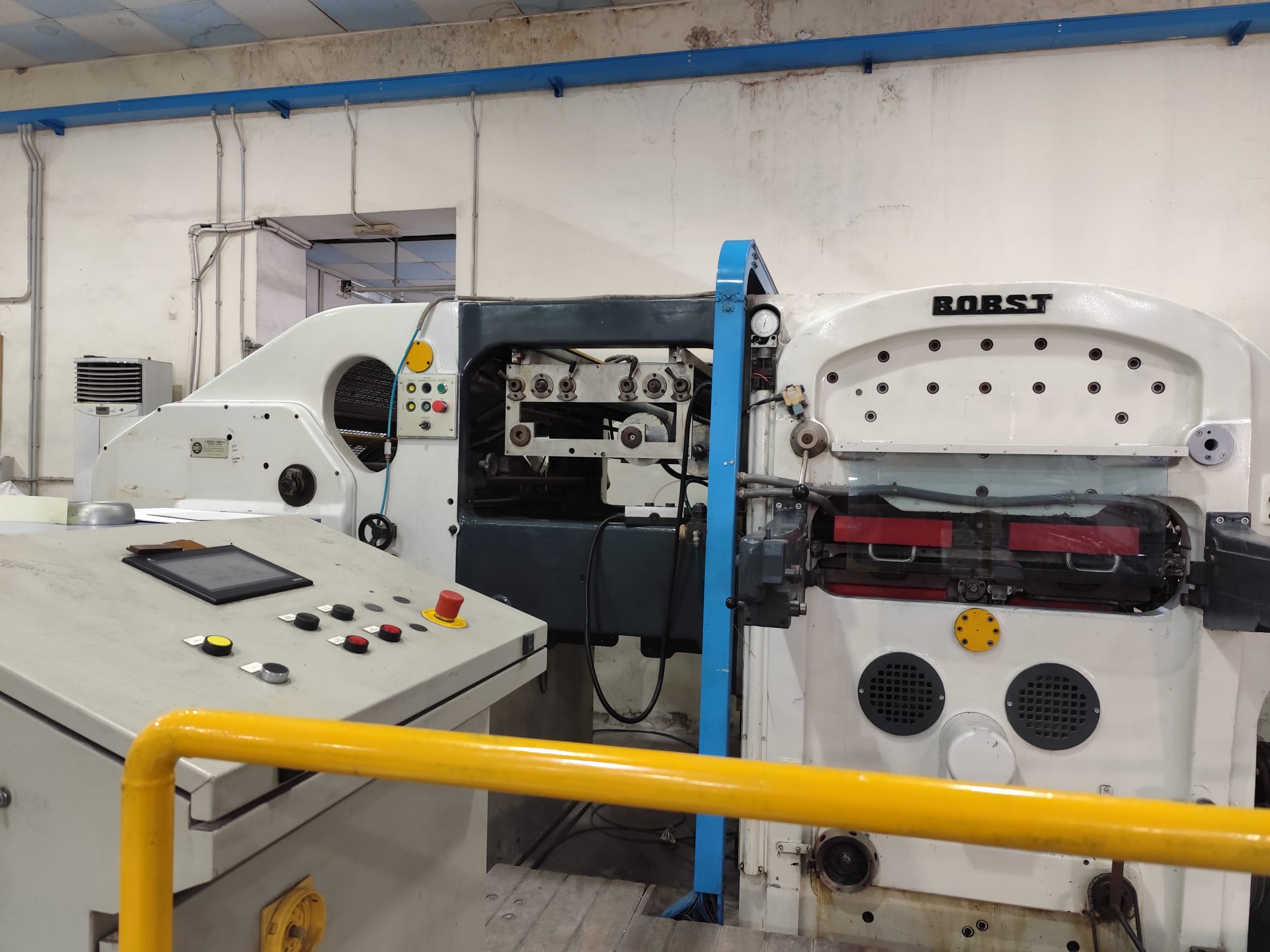 BOBST fustella 92x126 con stampa lamina a caldo in vendita - foto 1